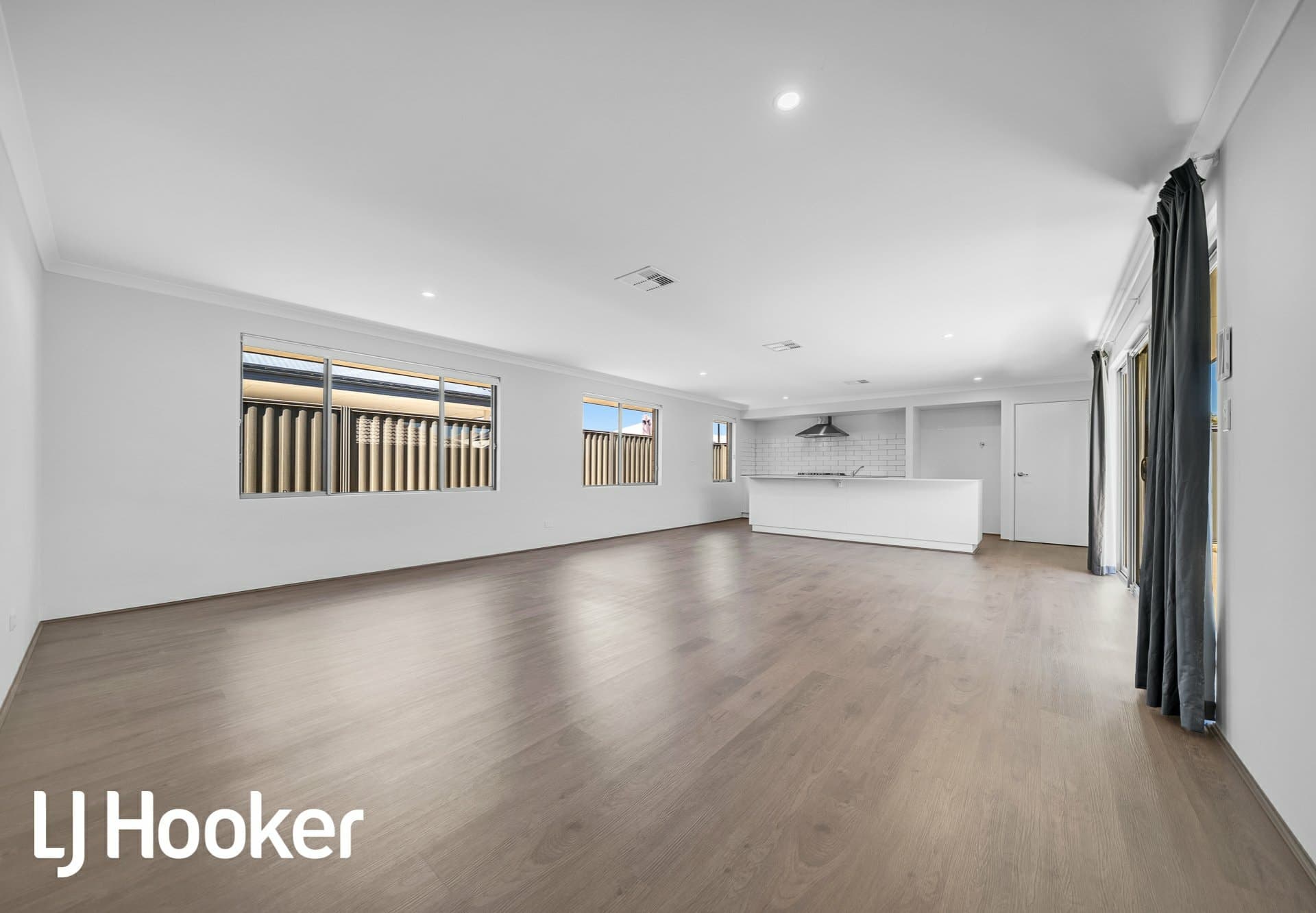 18 Glisten Chase Eglinton WA, Eglinton - Thumbnail 8