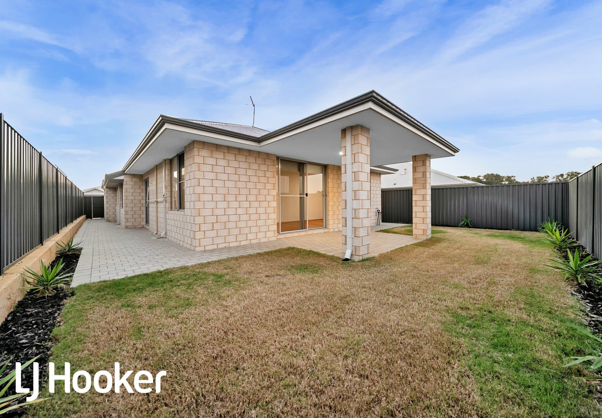 20 Coloration Road Eglinton WA, Eglinton - Image 1