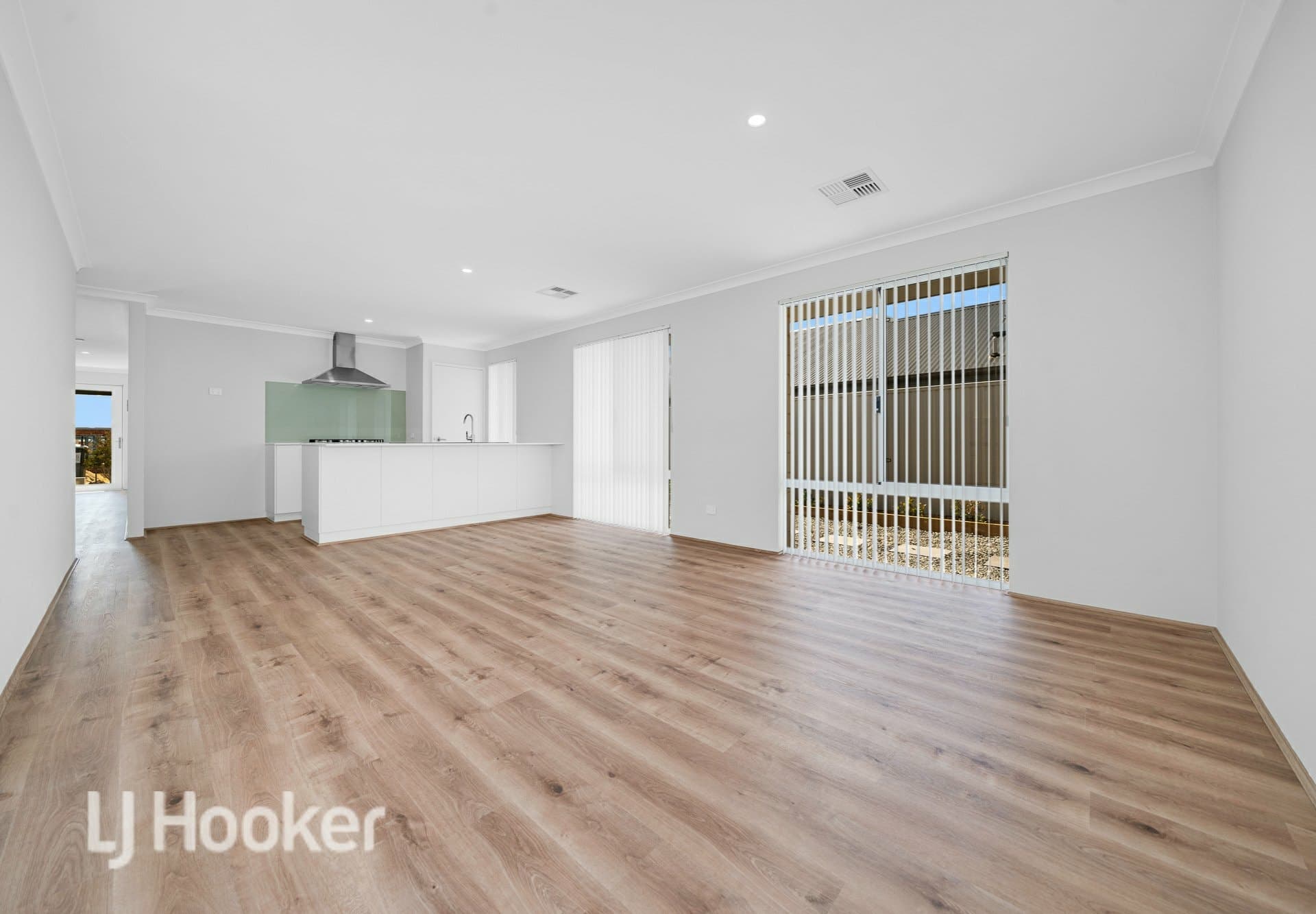 21 Hopetoun Drive Eglinton WA, Eglinton - Thumbnail 5
