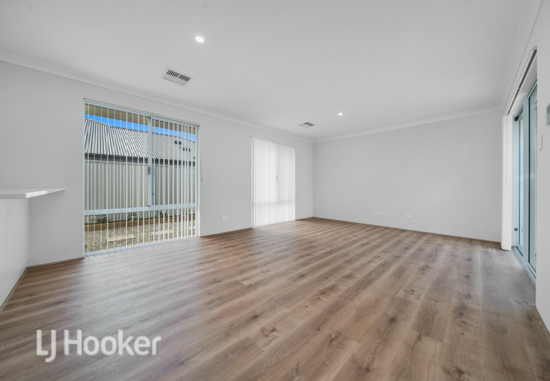 21 Hopetoun Drive Eglinton WA, Eglinton - Thumbnail 8