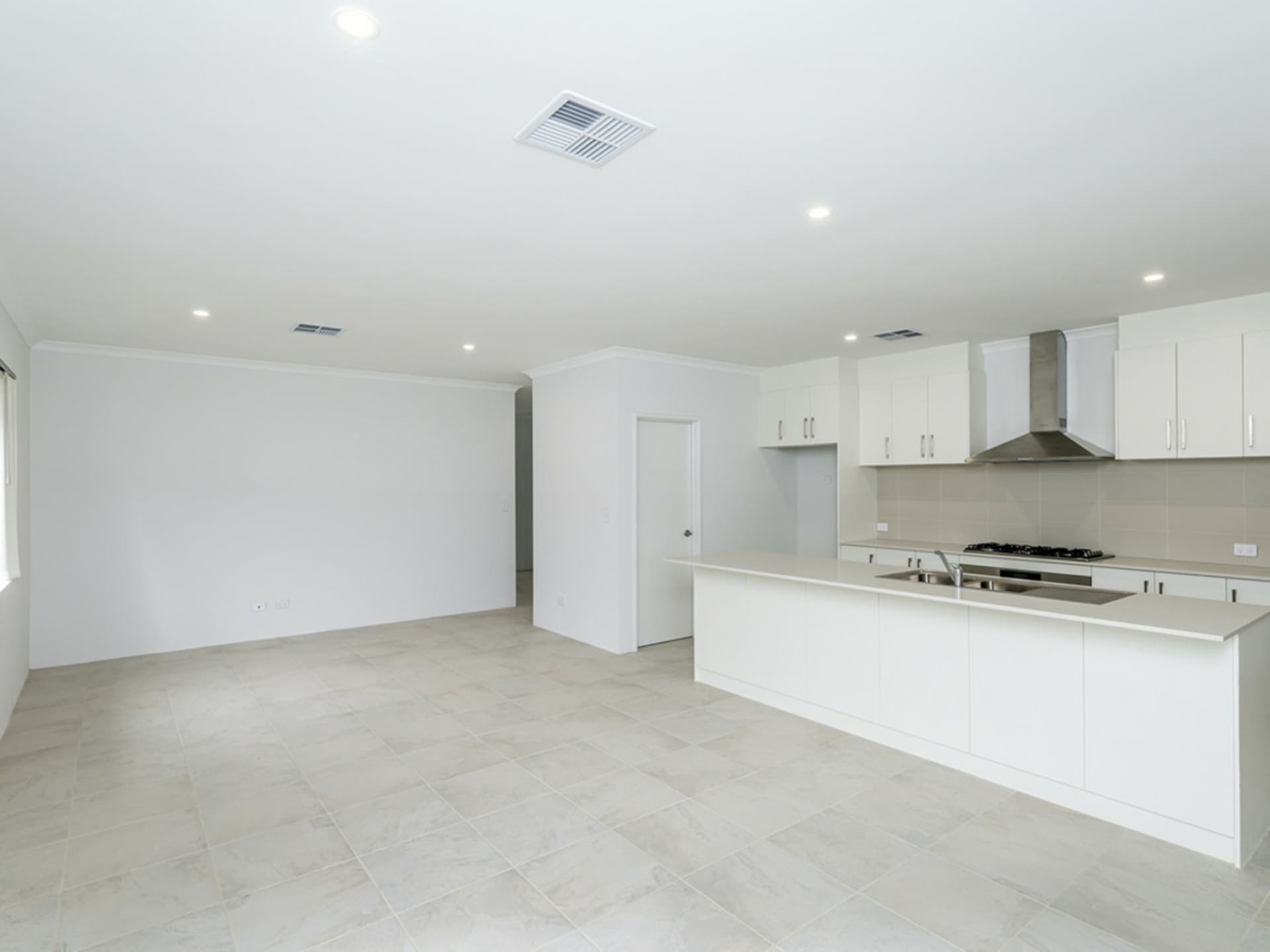 17 Troubridge Approach Eglinton WA, Eglinton - Thumbnail 8