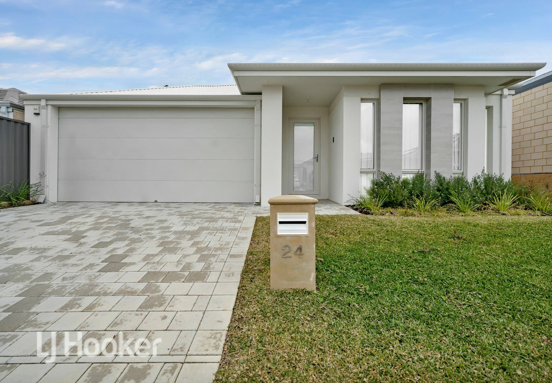 24 Genesis Road Eglinton WA, Eglinton - Thumbnail 2