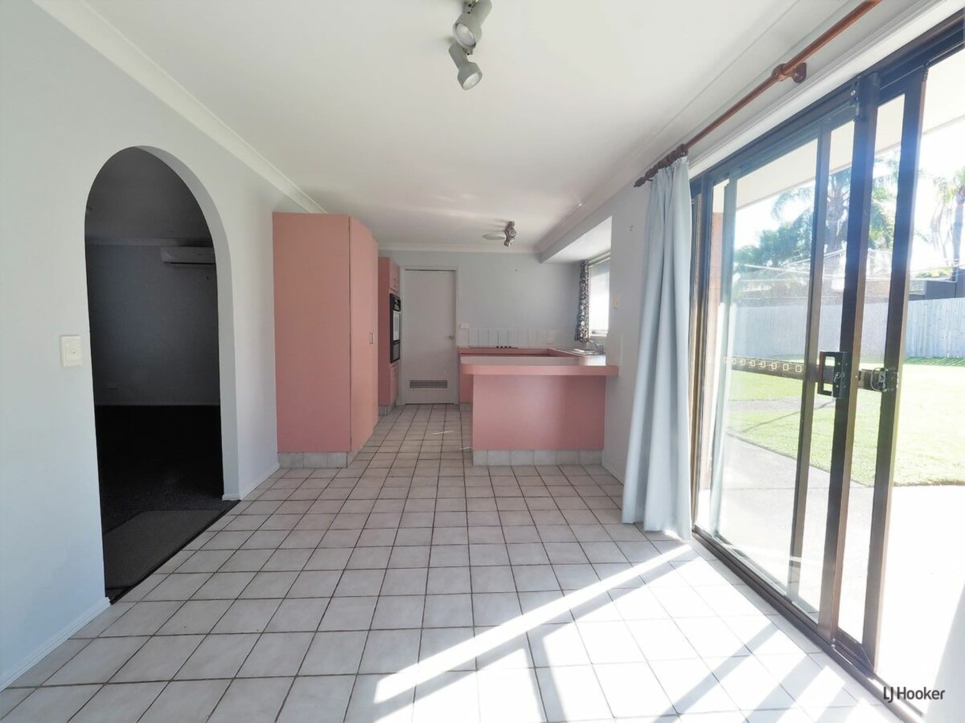 10 Balsa Street Elanora QLD, Elanora - Thumbnail 7
