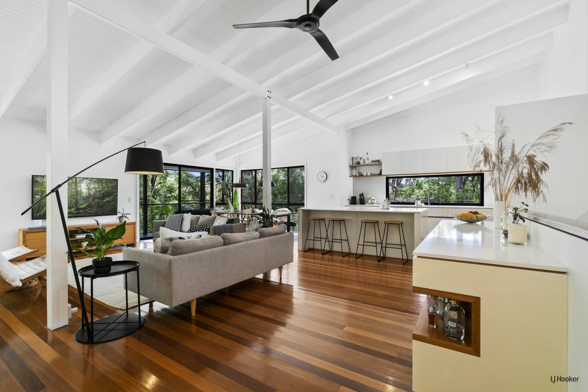 12 Cheshire Grove Elanora QLD, Elanora - Thumbnail 7