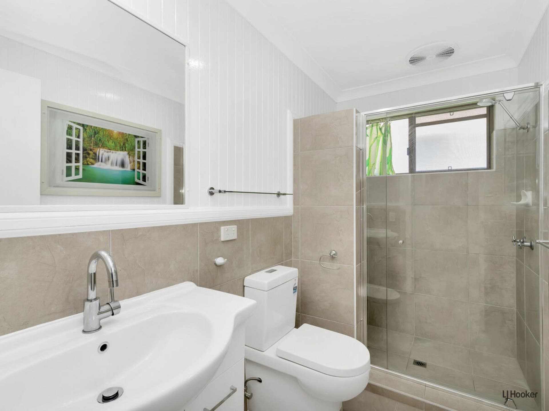 18 Bronzewing Close Elanora QLD, Elanora - Thumbnail 6
