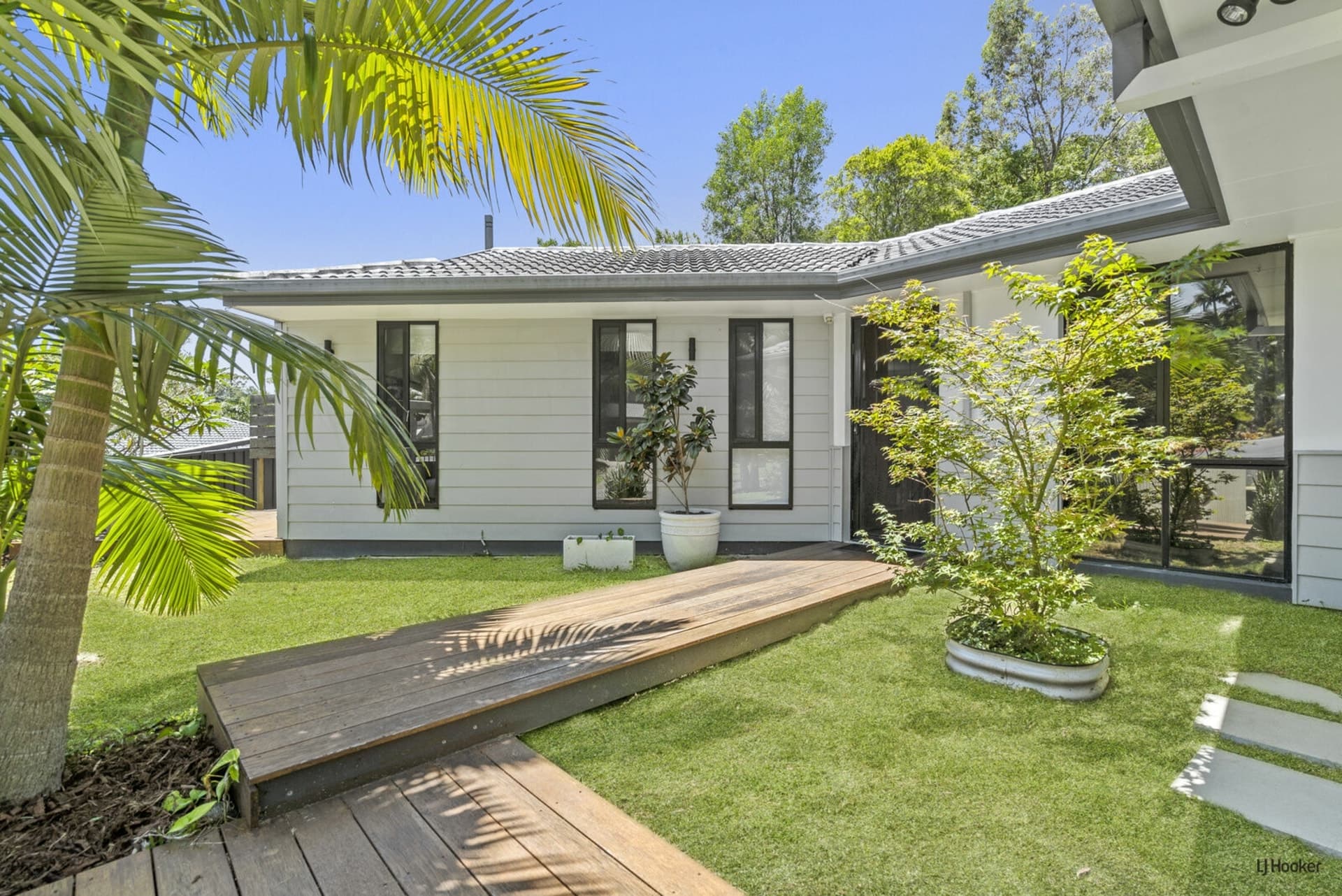 6 Wickepin Court Elanora QLD, Elanora - Thumbnail 3