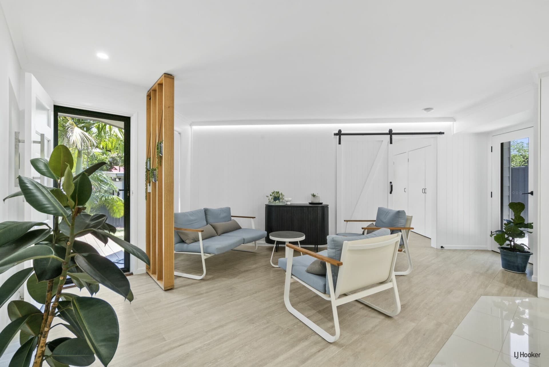 6 Wickepin Court Elanora QLD, Elanora - Thumbnail 5