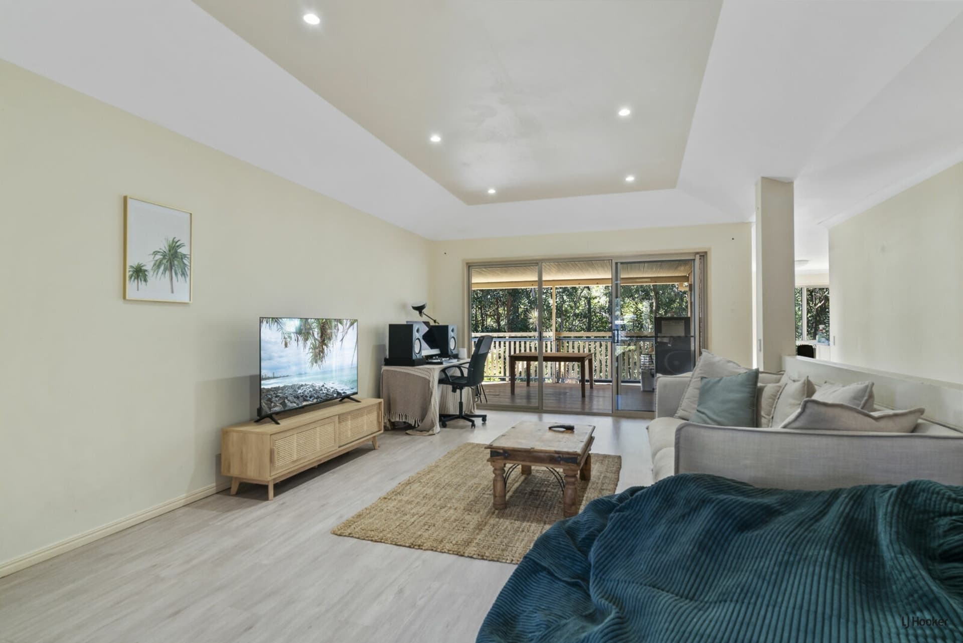 32 Leopard Avenue Elanora QLD, Elanora - Thumbnail 5