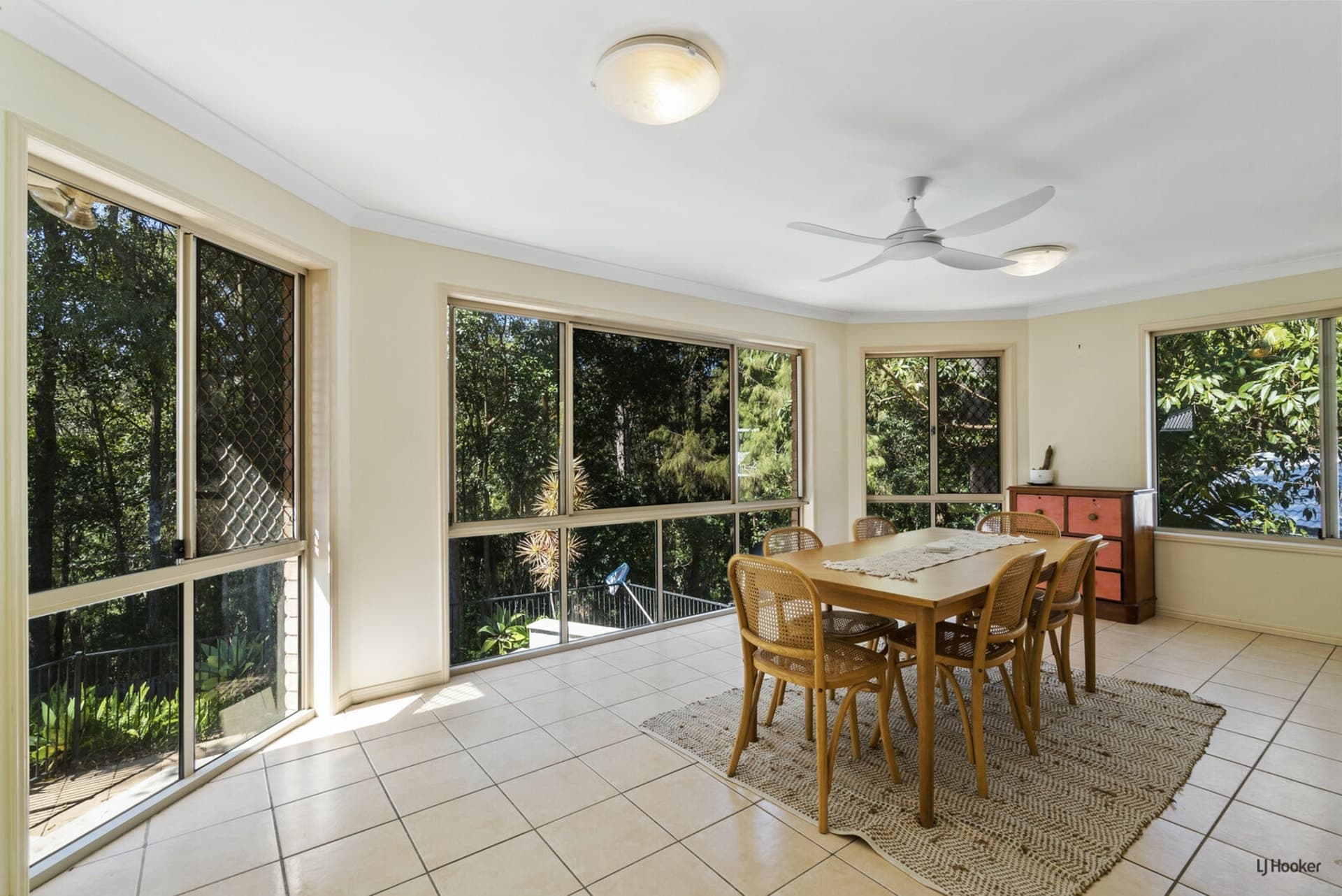 32 Leopard Avenue Elanora QLD, Elanora - Thumbnail 7