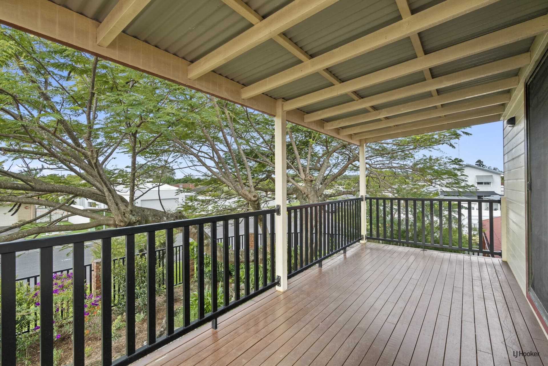 18 Holbrook Way Elanora QLD, Elanora - Thumbnail 5