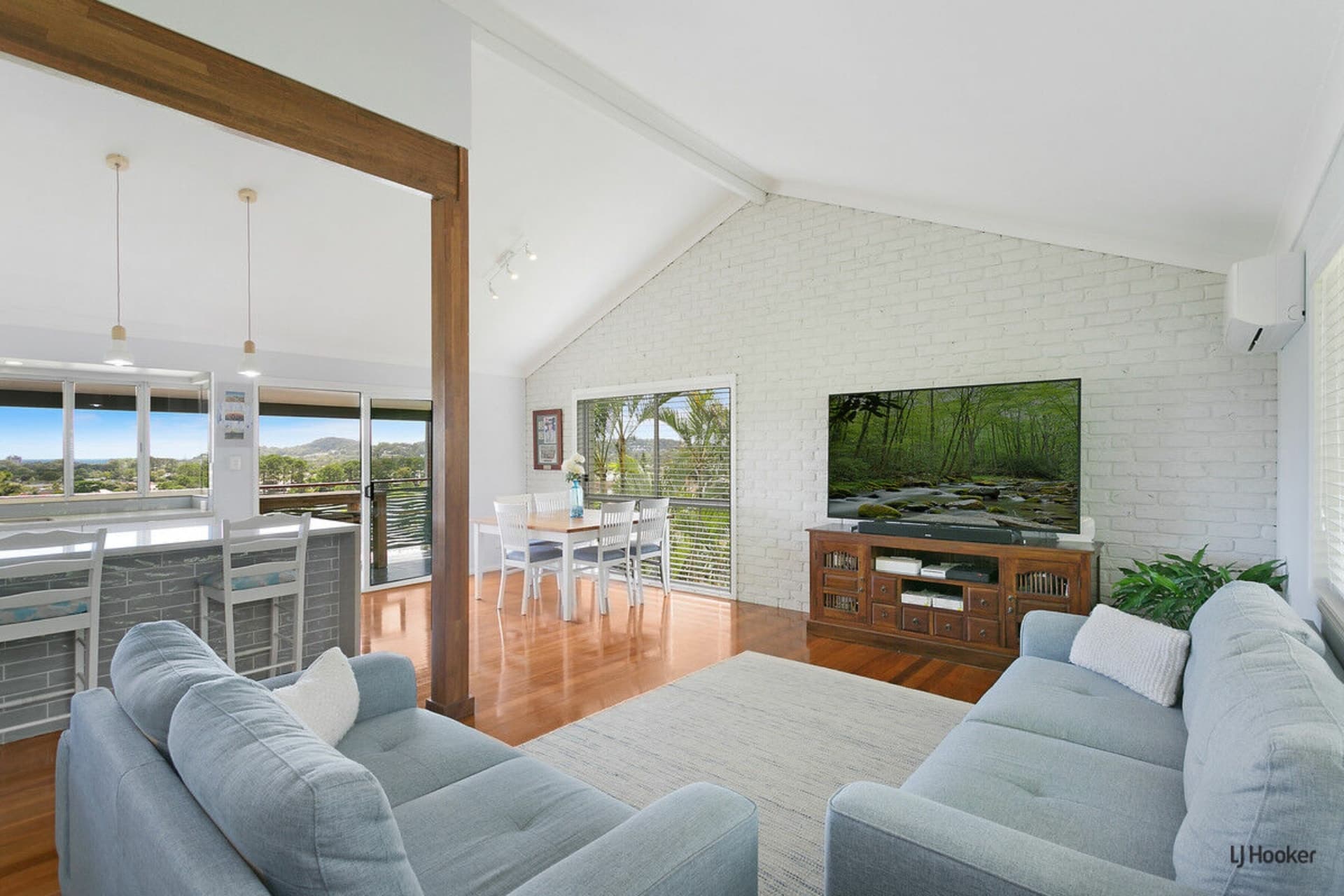 9 Jandakot Court Elanora QLD, Elanora - Thumbnail 3