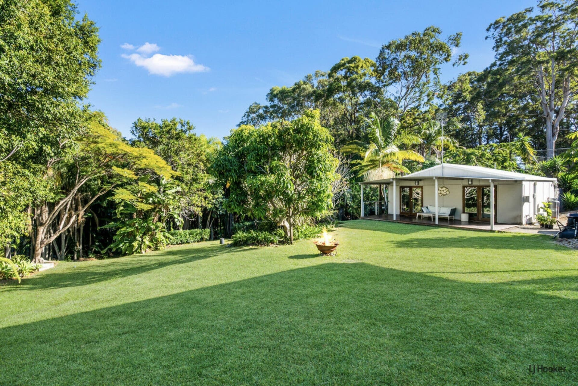 207 Simpsons Road Elanora QLD, Elanora - Image 1