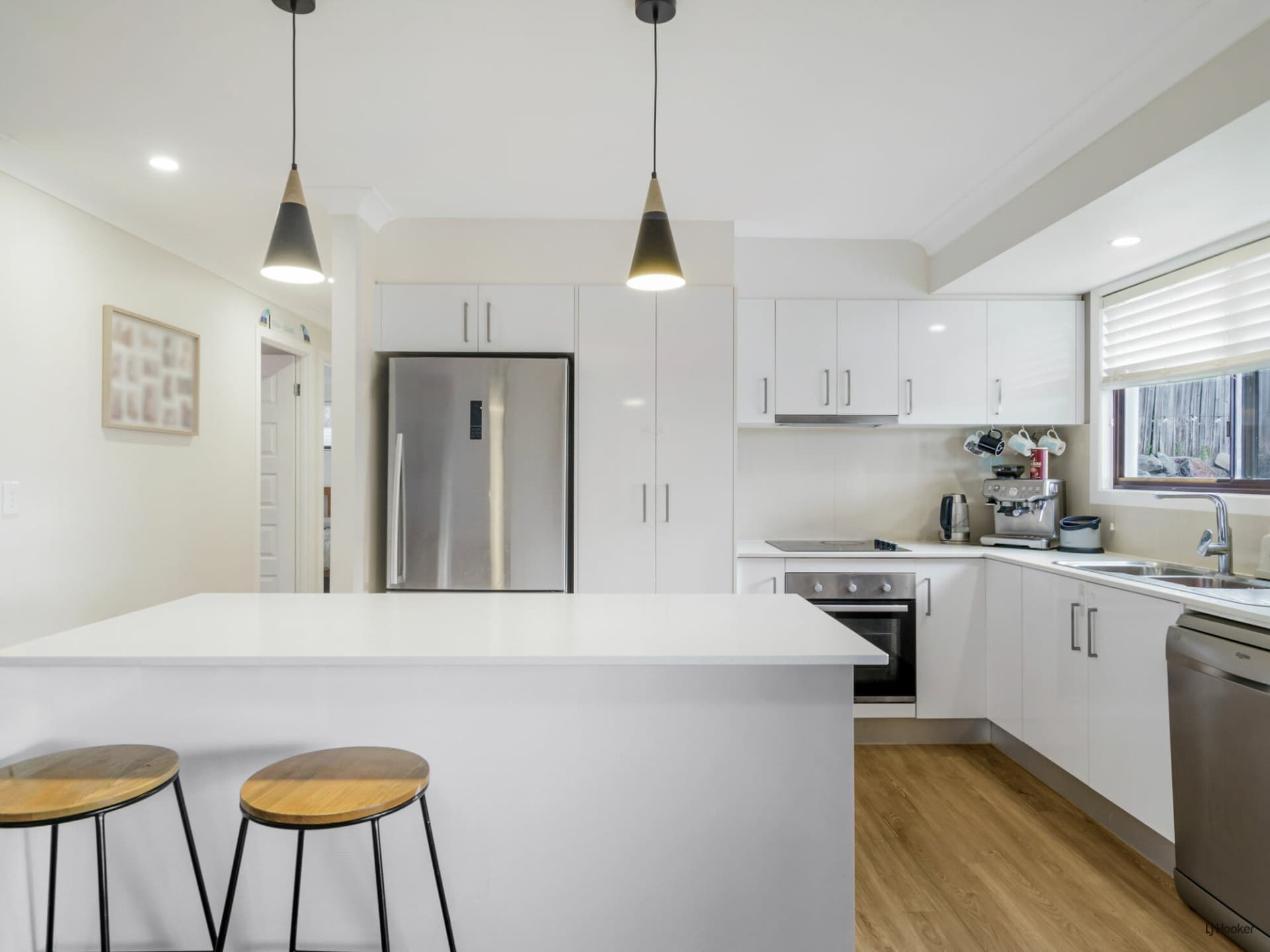 8 Darnel Street Elanora QLD, Elanora - Thumbnail 2