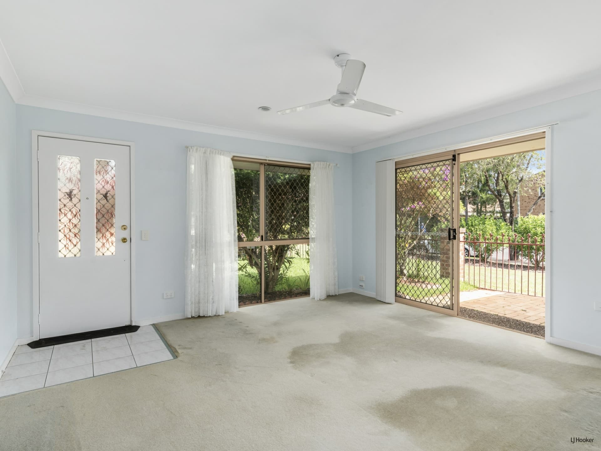 1/6 Cupania Place Elanora QLD, Elanora - Thumbnail 5