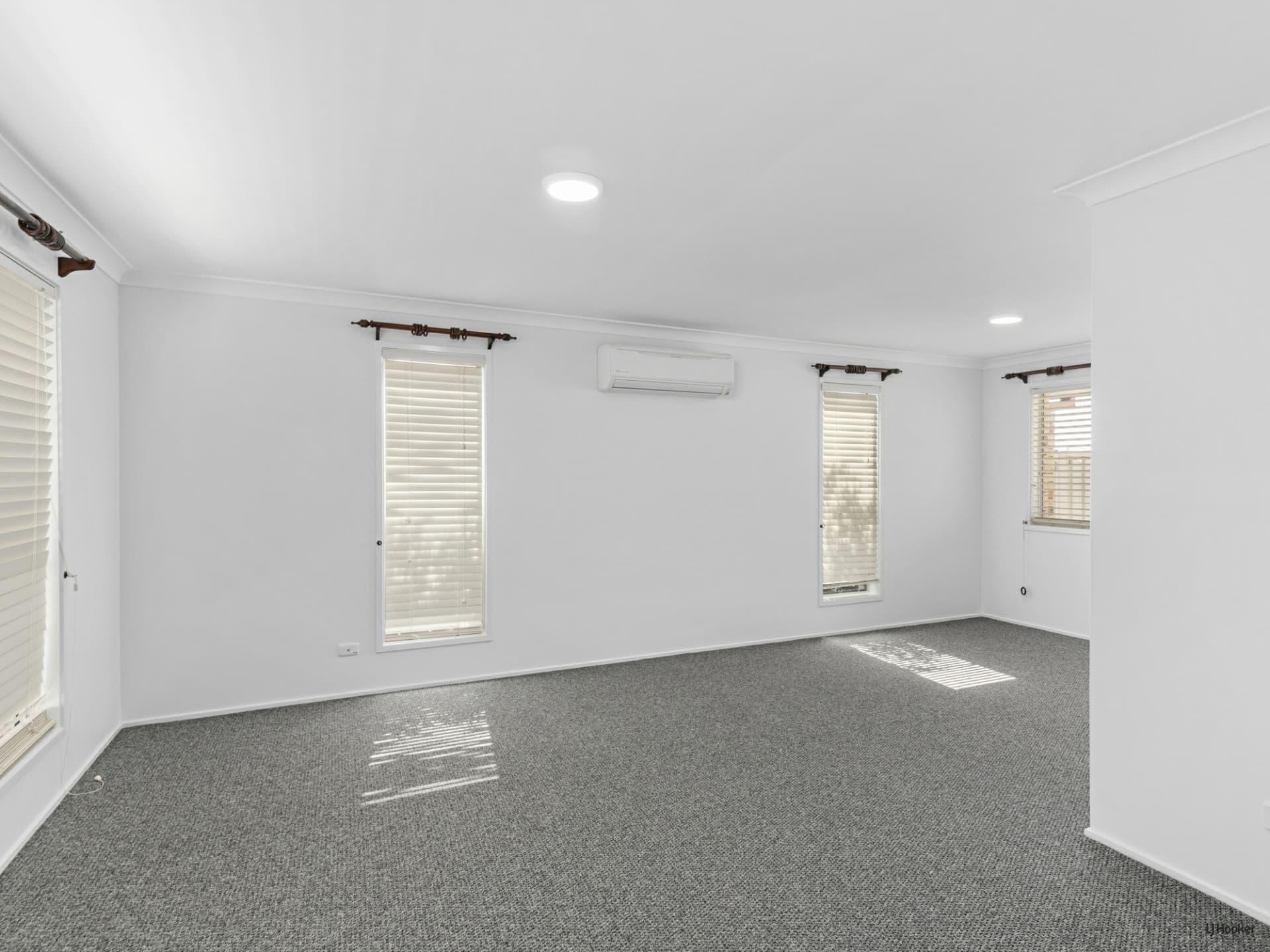 36 Seabrook Street Elanora QLD, Elanora - Thumbnail 5