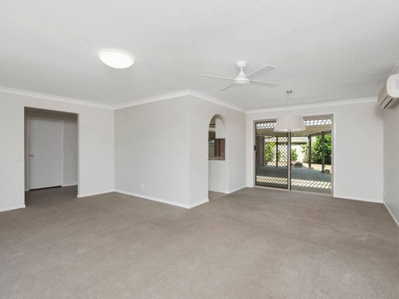 10 Agave Street Elanora QLD, Elanora - Thumbnail 5