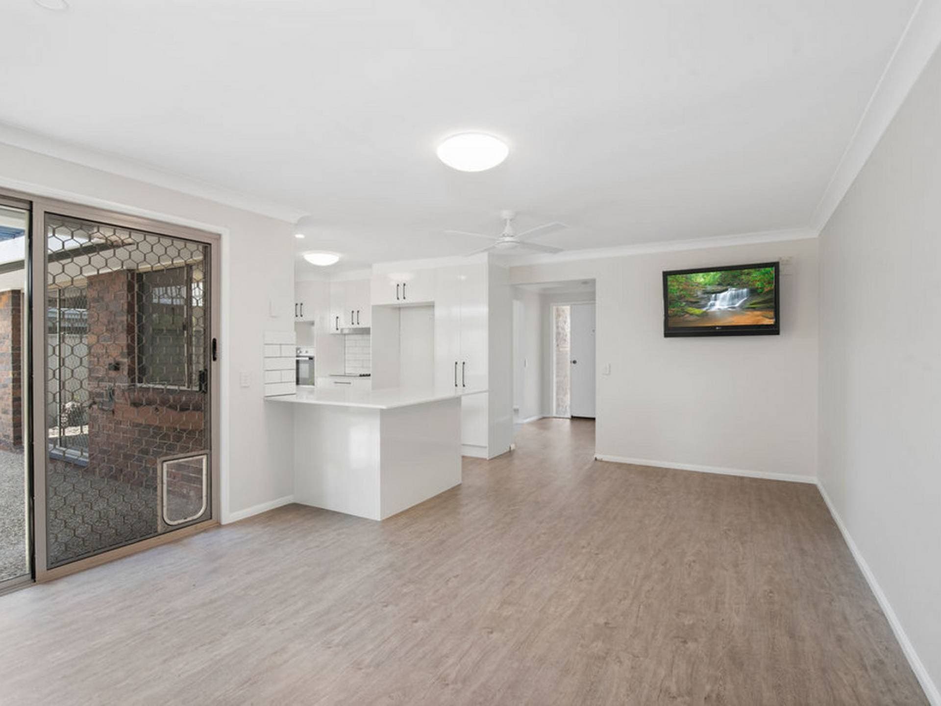 10 Agave Street Elanora QLD, Elanora - Thumbnail 6