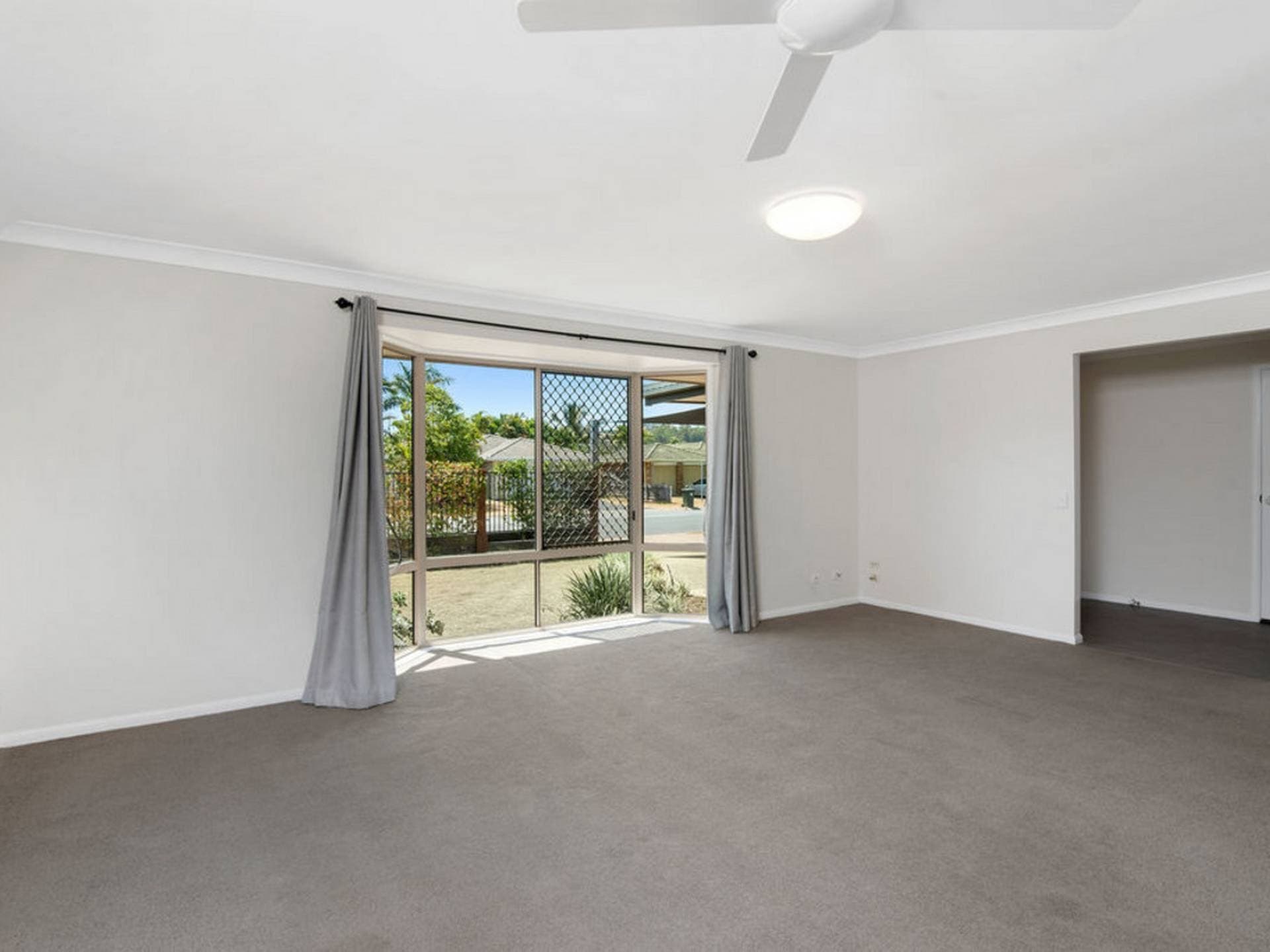 10 Agave Street Elanora QLD, Elanora - Thumbnail 8