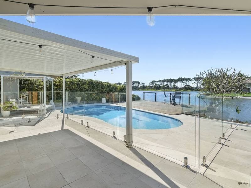 37 Murtha Drive Elanora QLD, Elanora - Image 1