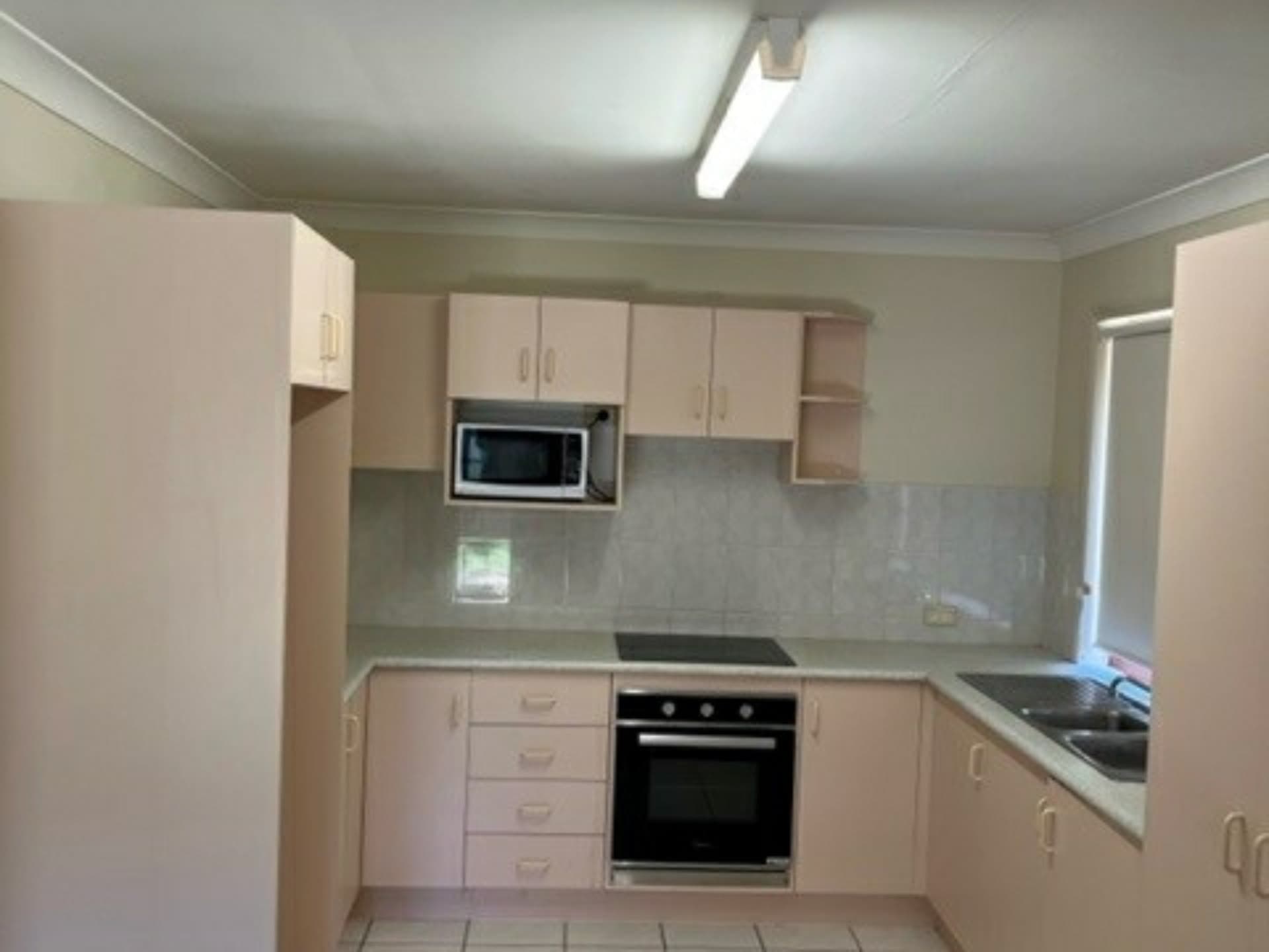 5/8 Ottelia Drive Heritage Close ELANORA QLD Elanora QLD, Elanora - Thumbnail 2