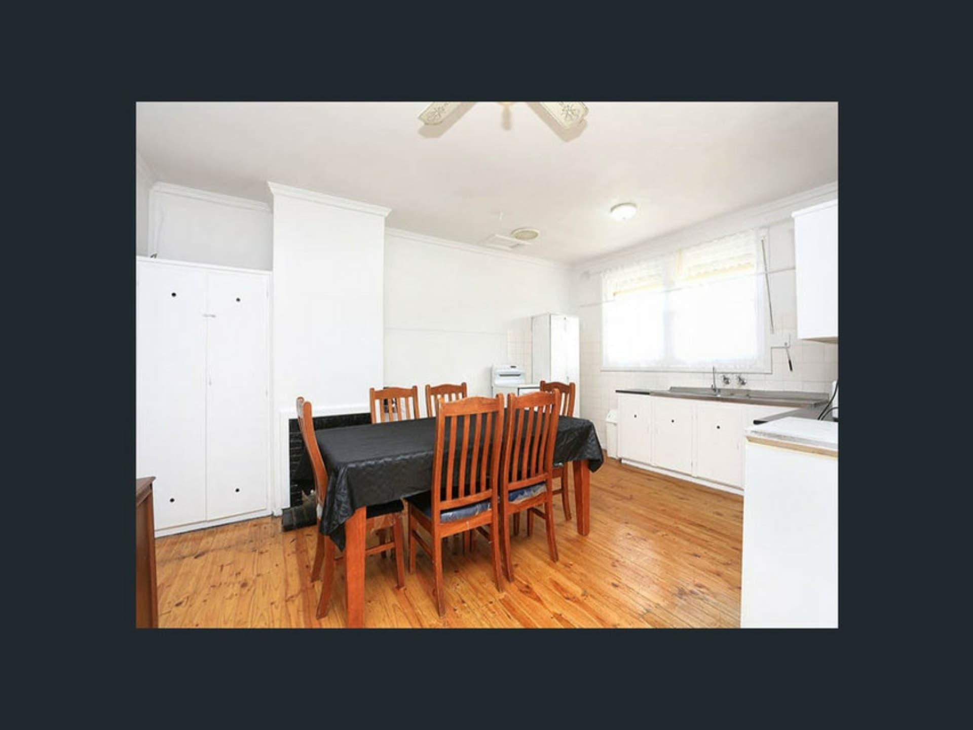 24 Bartlett Street Elizabeth Downs SA, Elizabeth Downs - Thumbnail 2