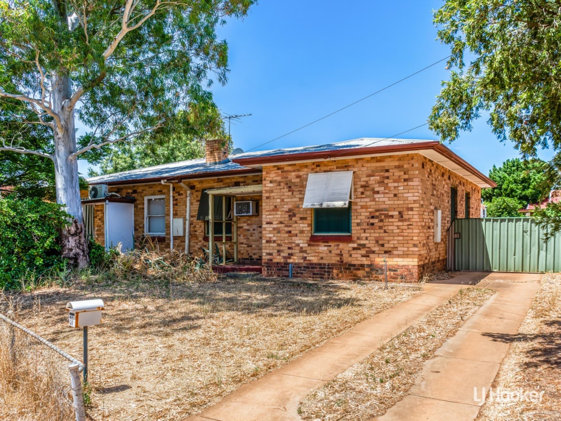 37 Wilkins Road Elizabeth Downs SA, Elizabeth Downs - Image 1