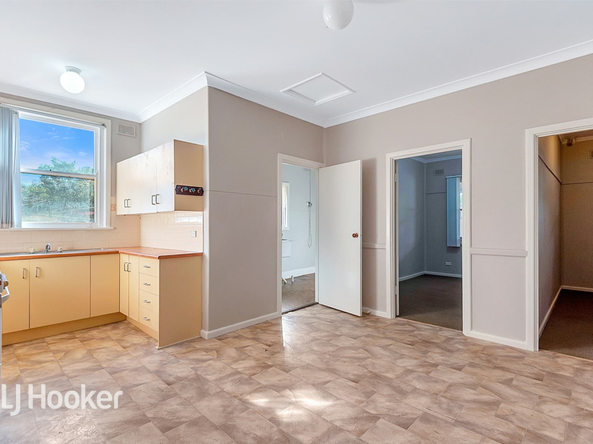20 Whiteparish Road Elizabeth North SA, Elizabeth North - Thumbnail 6
