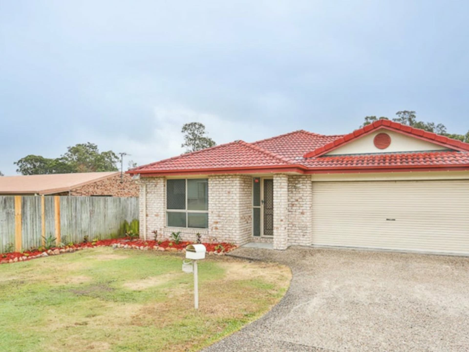 23 Pauline Avenue Ellen Grove QLD, Ellen Grove - Thumbnail 2