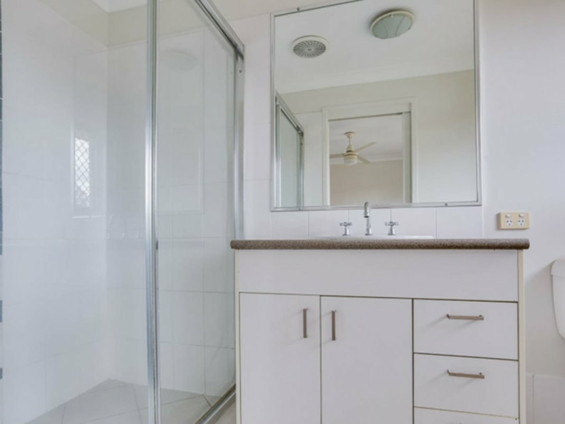 23 Pauline Avenue Ellen Grove QLD, Ellen Grove - Thumbnail 6
