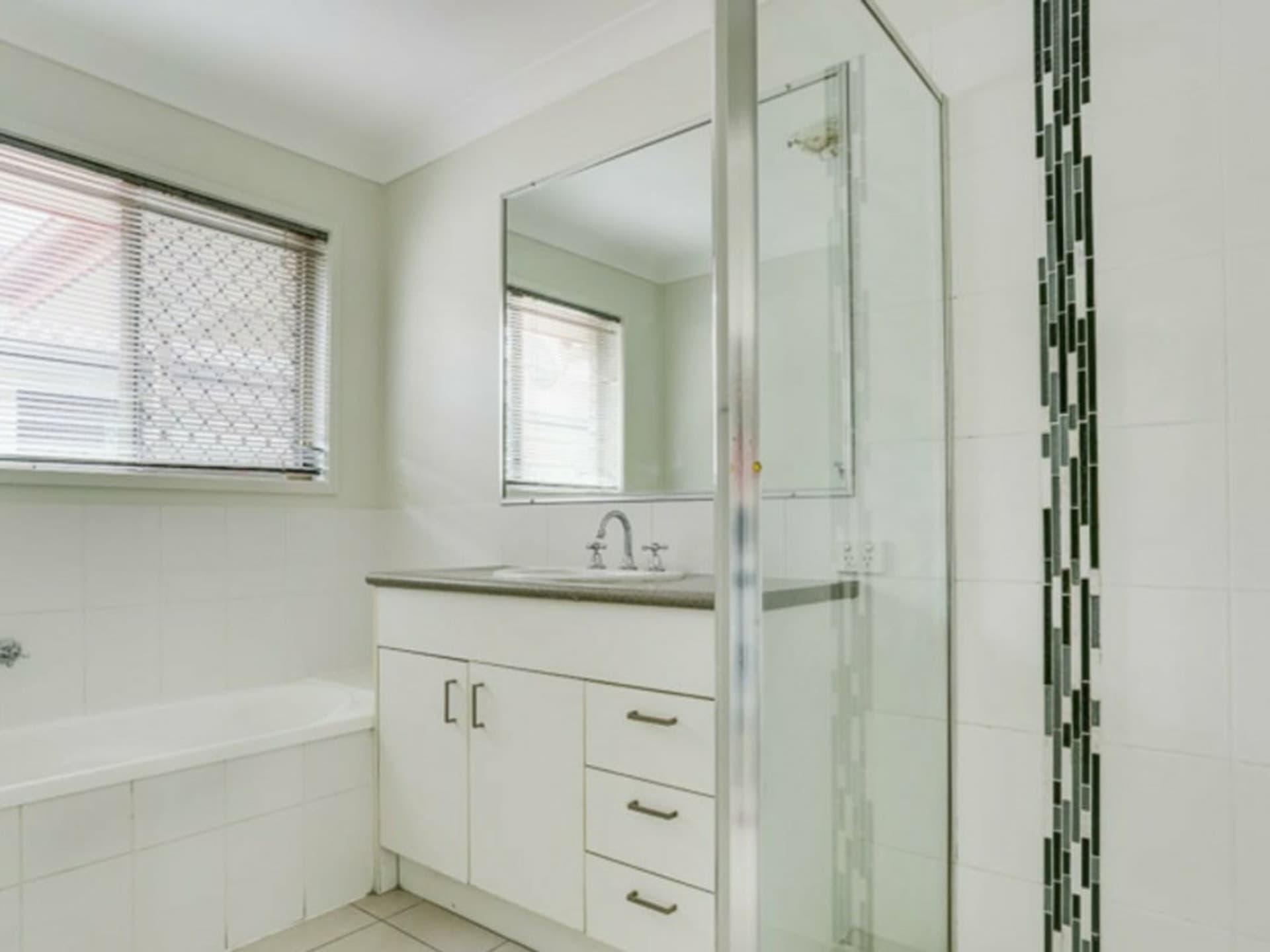 23 Pauline Avenue Ellen Grove QLD, Ellen Grove - Thumbnail 7