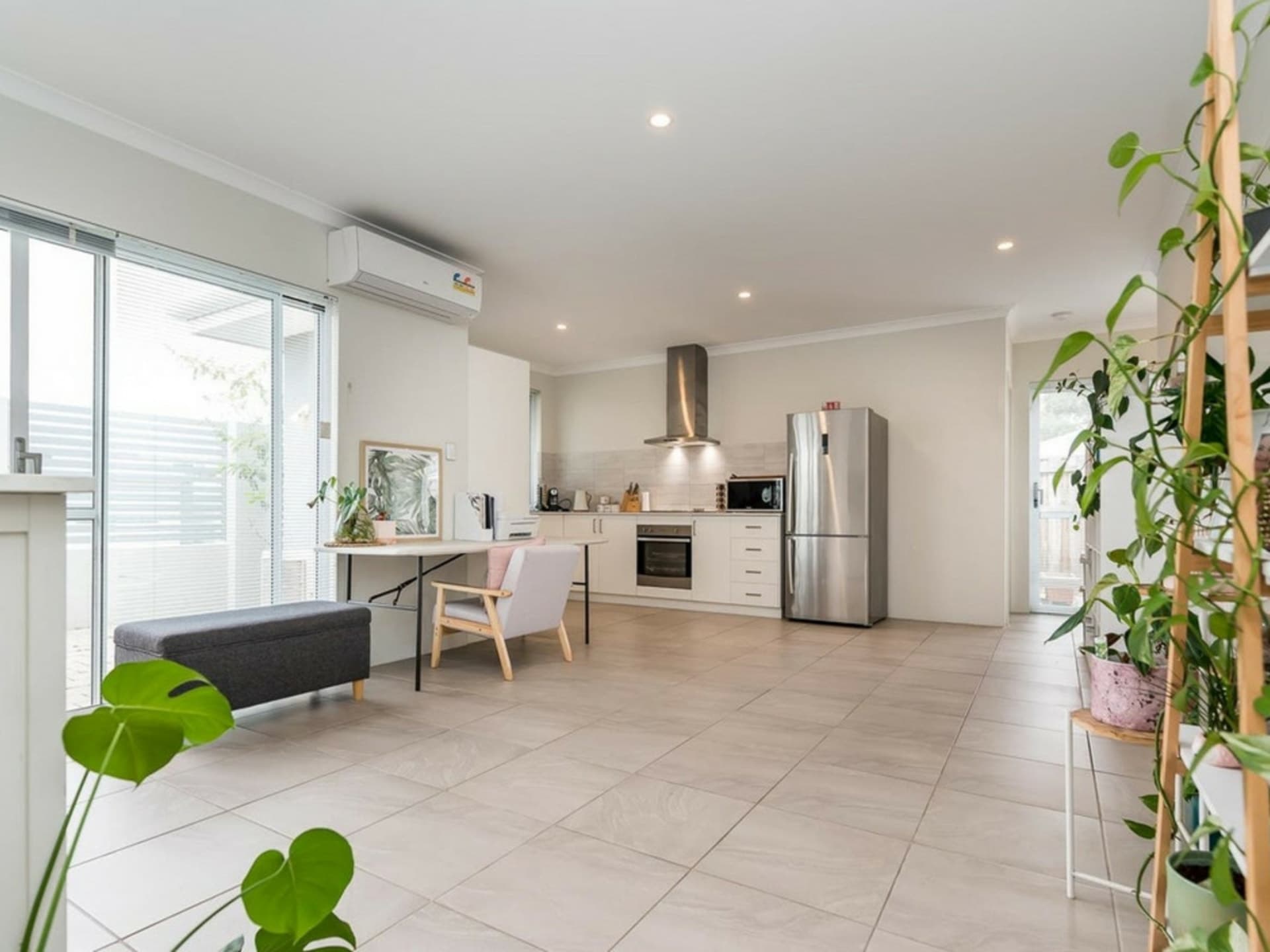 8a Ensign Way Ellenbrook WA, Ellenbrook - Thumbnail 3