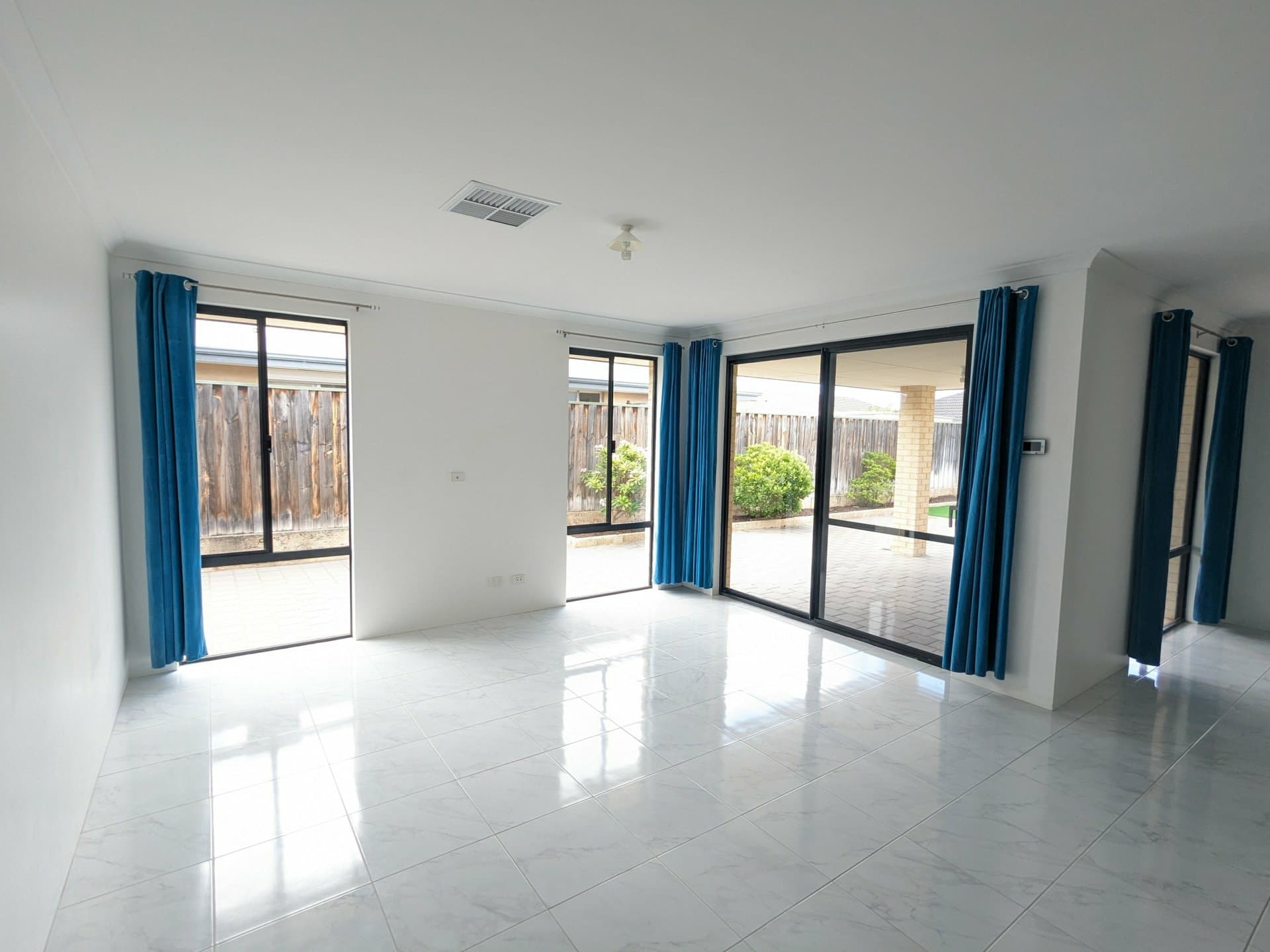 4 Boorara Rd Ellenbrook WA, Ellenbrook - Thumbnail 4