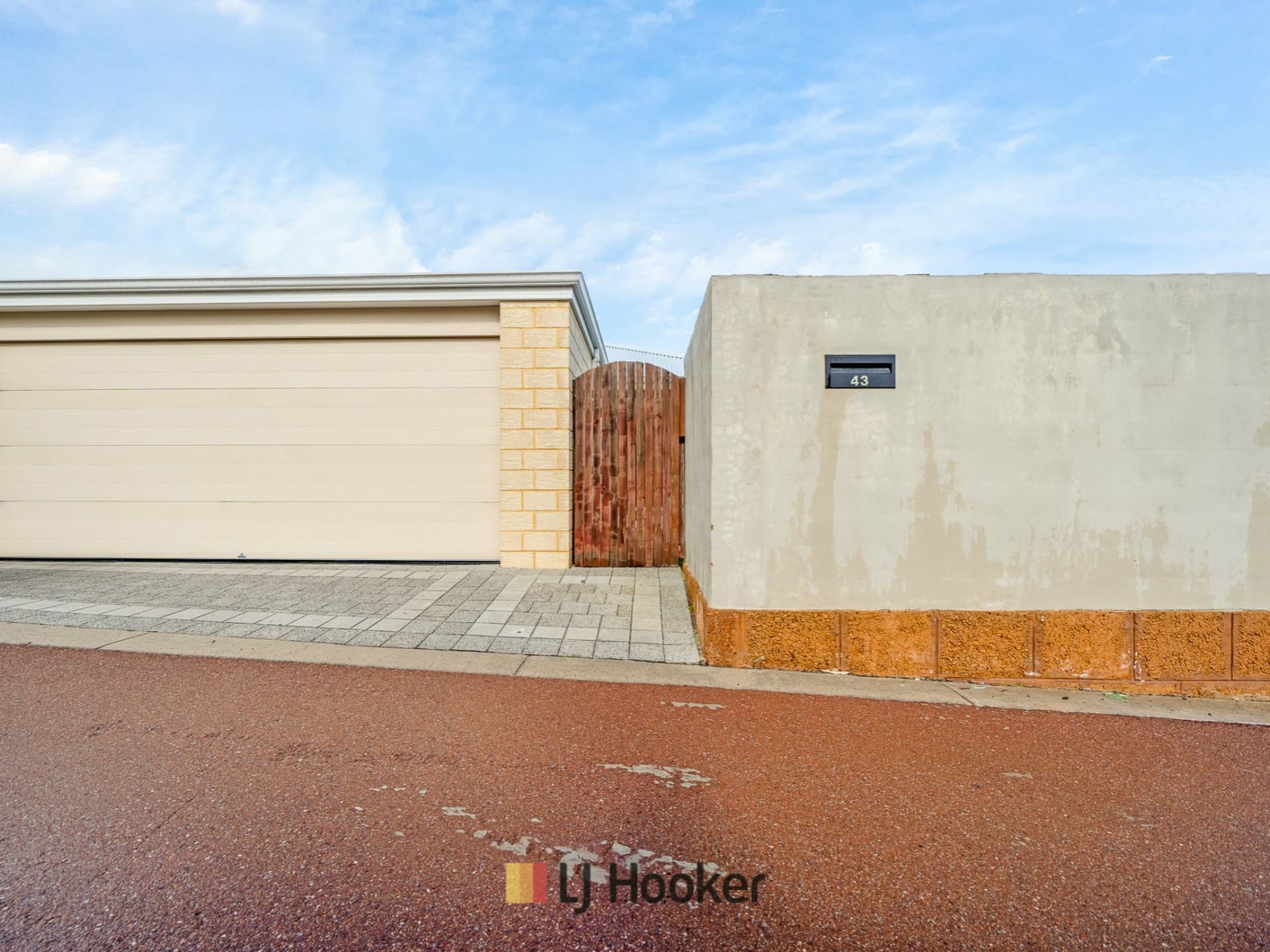 43 Redstone Trail Ellenbrook WA, Ellenbrook - Image 1