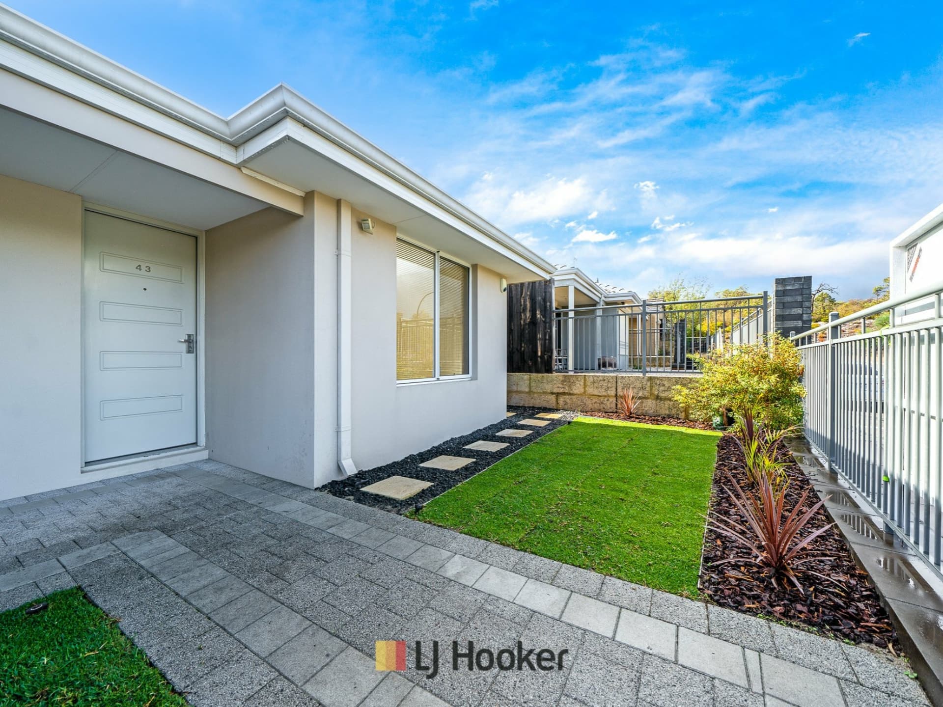 43 Redstone Trail Ellenbrook WA, Ellenbrook - Thumbnail 4