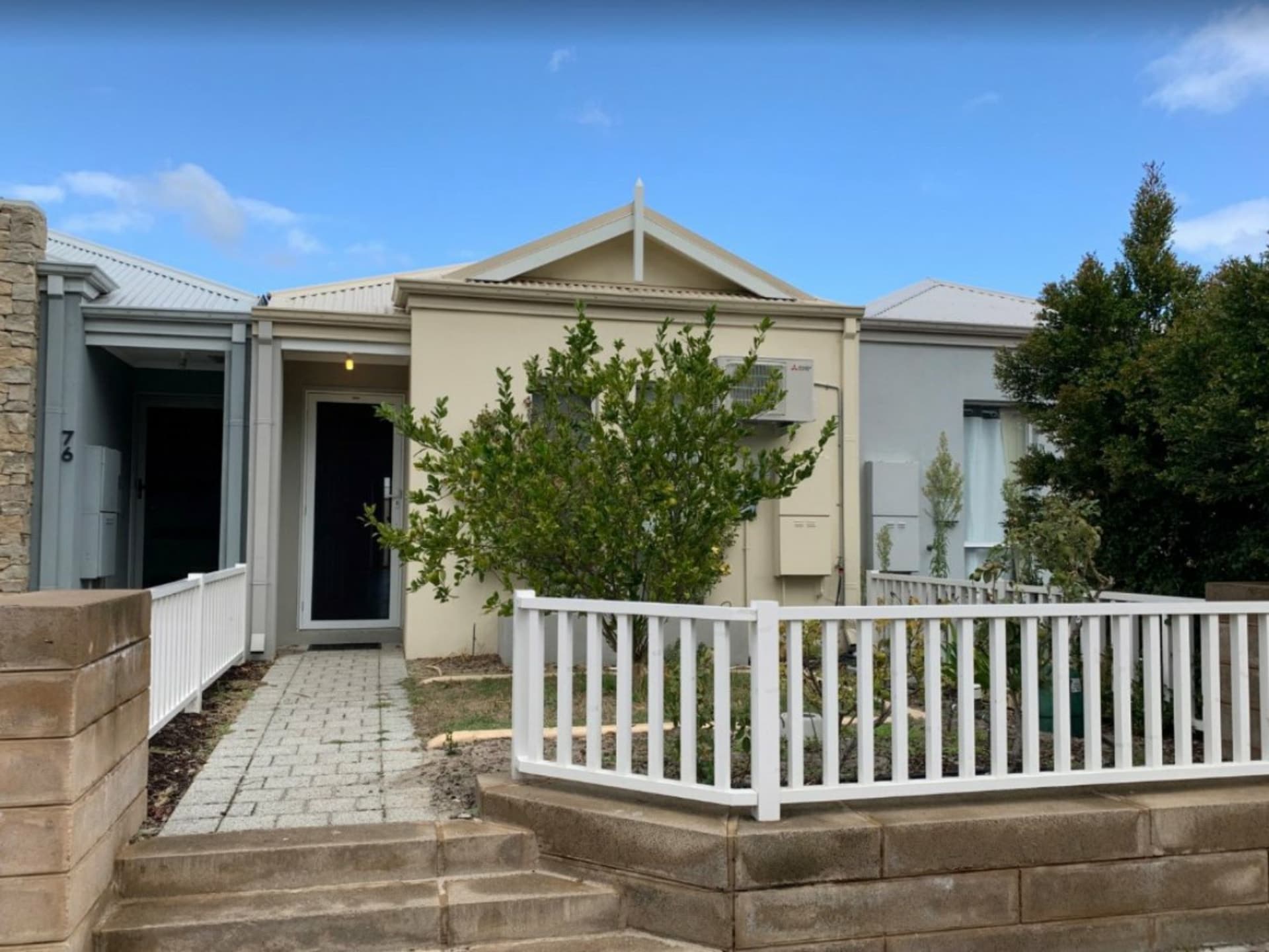 74  Wilding Boulevard Ellenbrook WA, Ellenbrook - Thumbnail 2