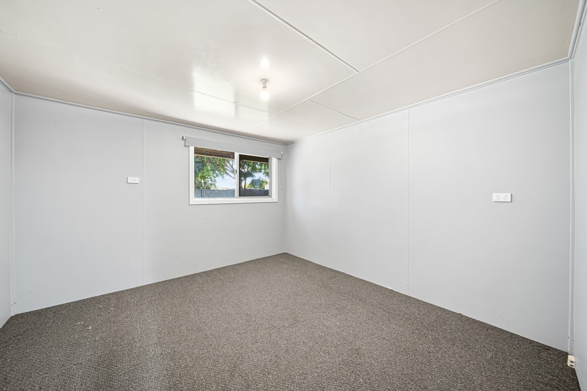99 Moody Street Emerald QLD, Emerald - Image 1
