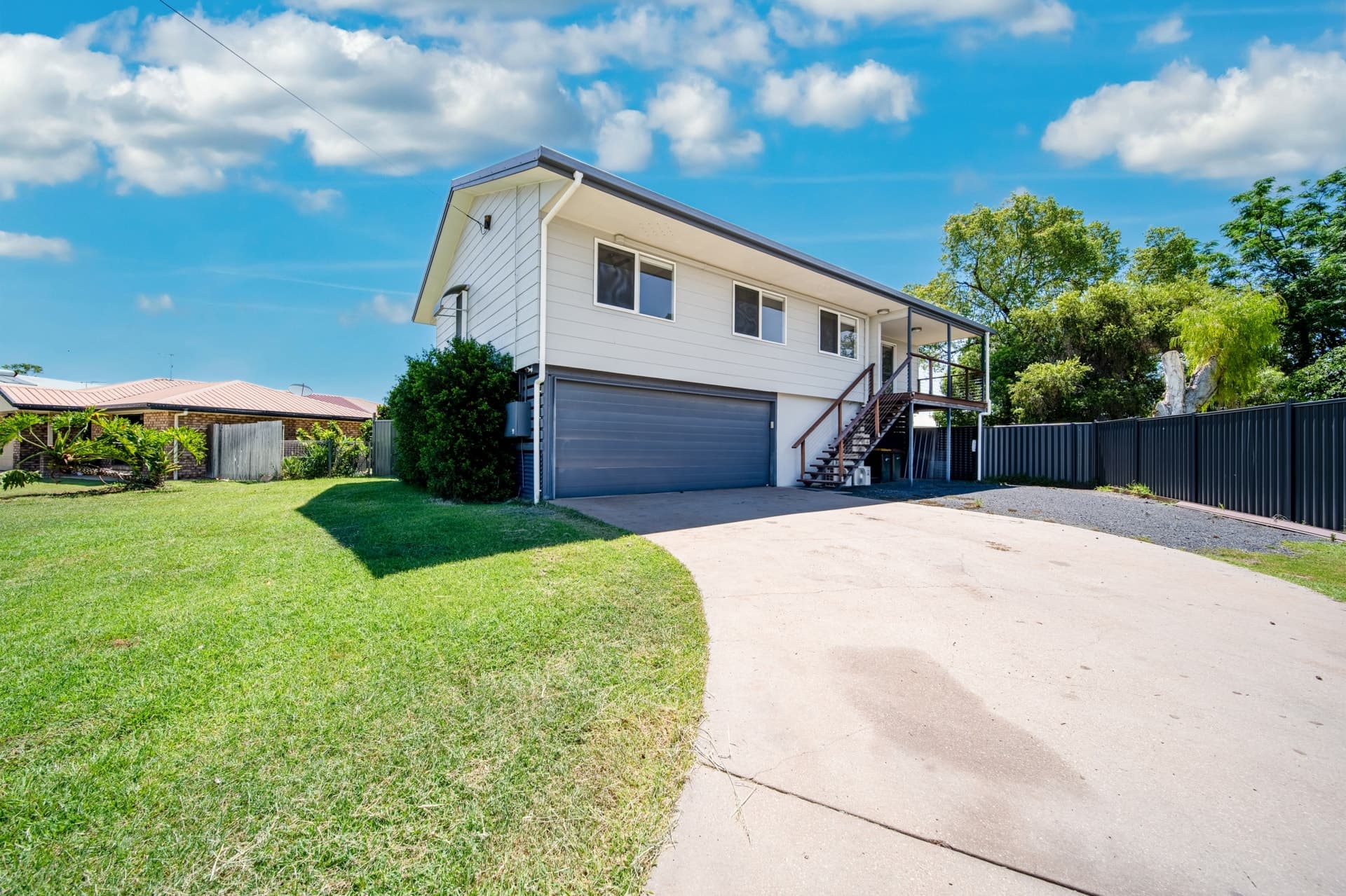 99 Moody Street Emerald QLD, Emerald - Thumbnail 2
