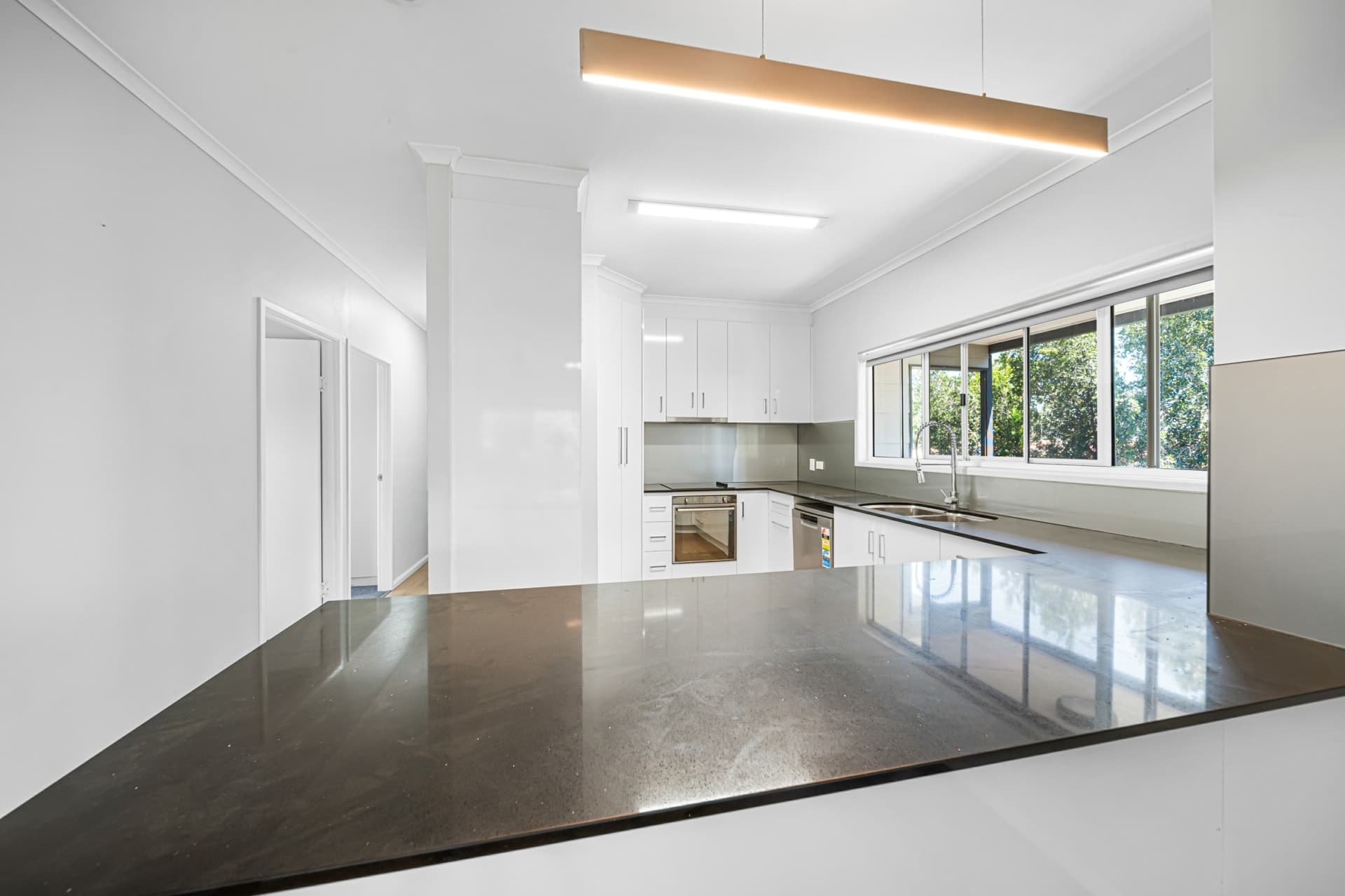 99 Moody Street Emerald QLD, Emerald - Thumbnail 5