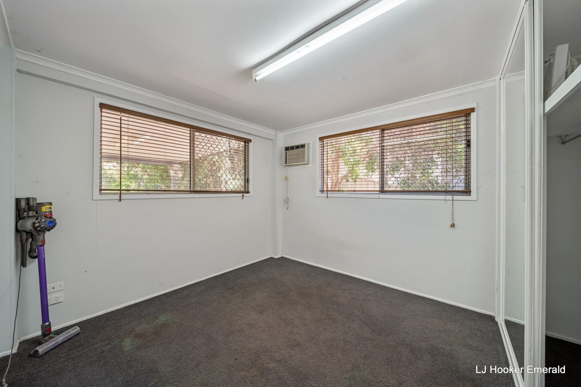 18 Centenary Drive Emerald QLD, Emerald - Image 1