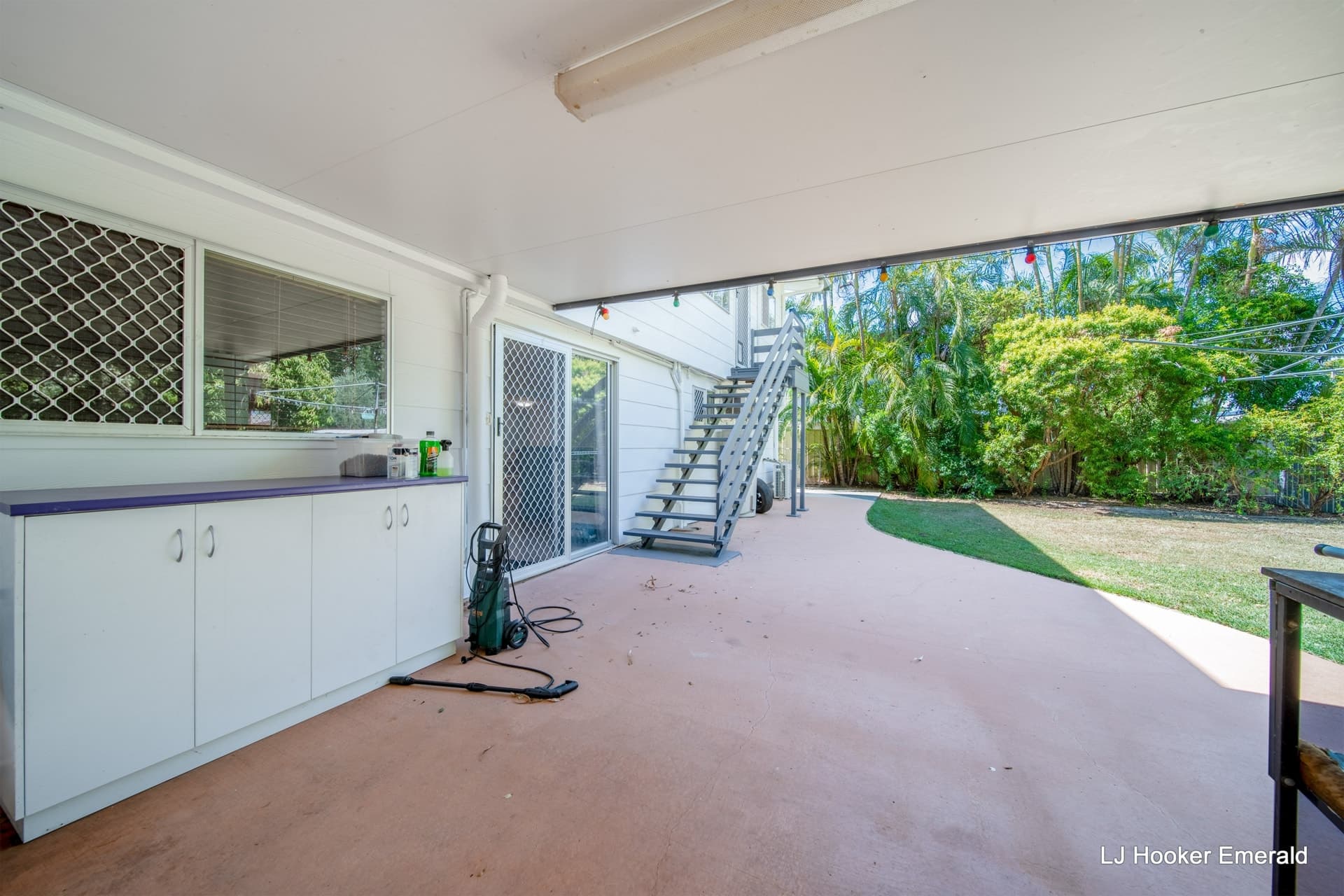 18 Centenary Drive Emerald QLD, Emerald - Thumbnail 3