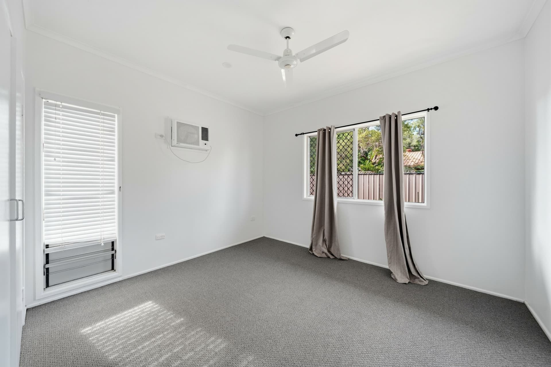 16 Garnet Street Emerald QLD, Emerald - Thumbnail 8