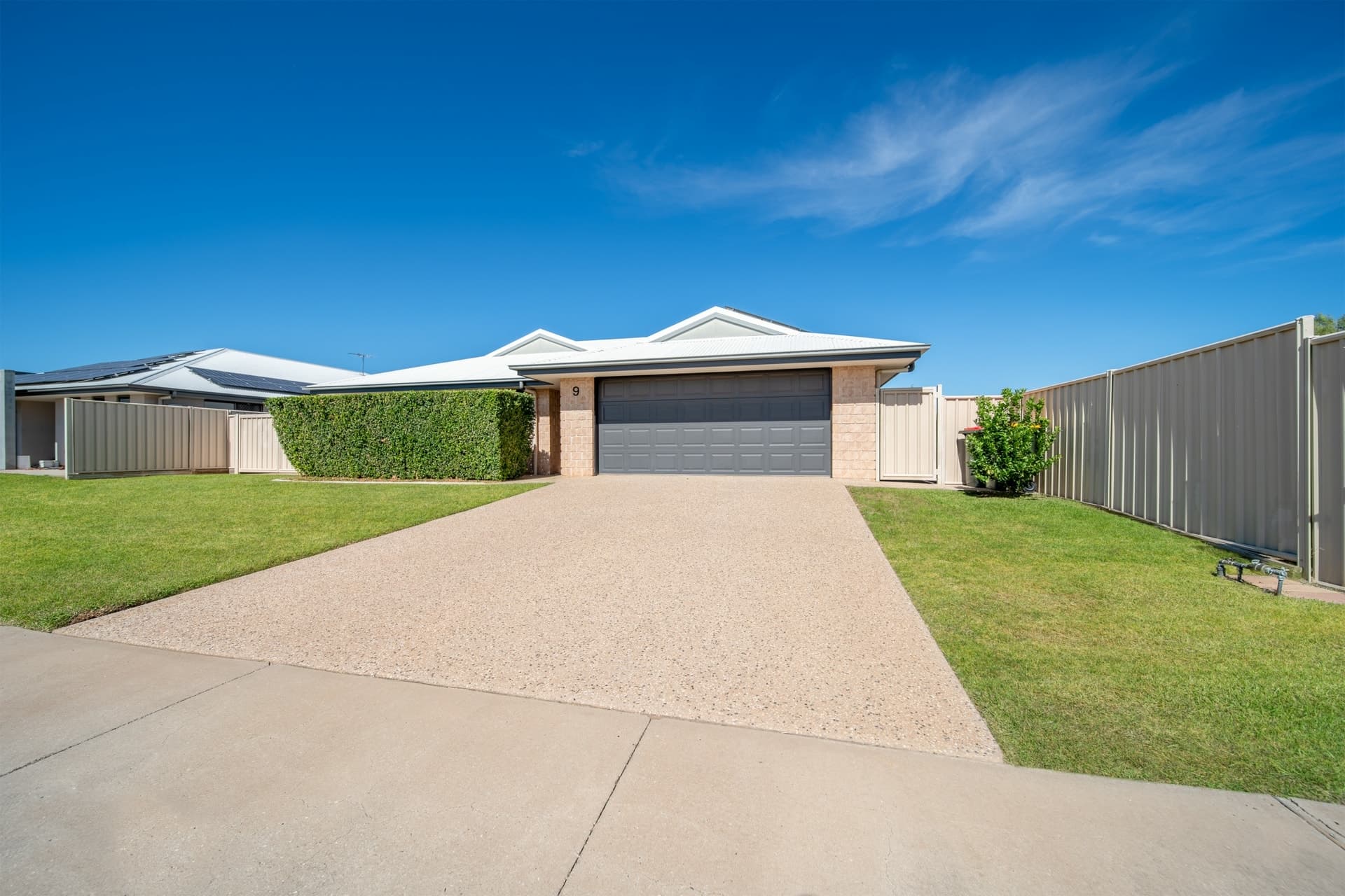9 Sewell Street Emerald QLD, Emerald - Thumbnail 2