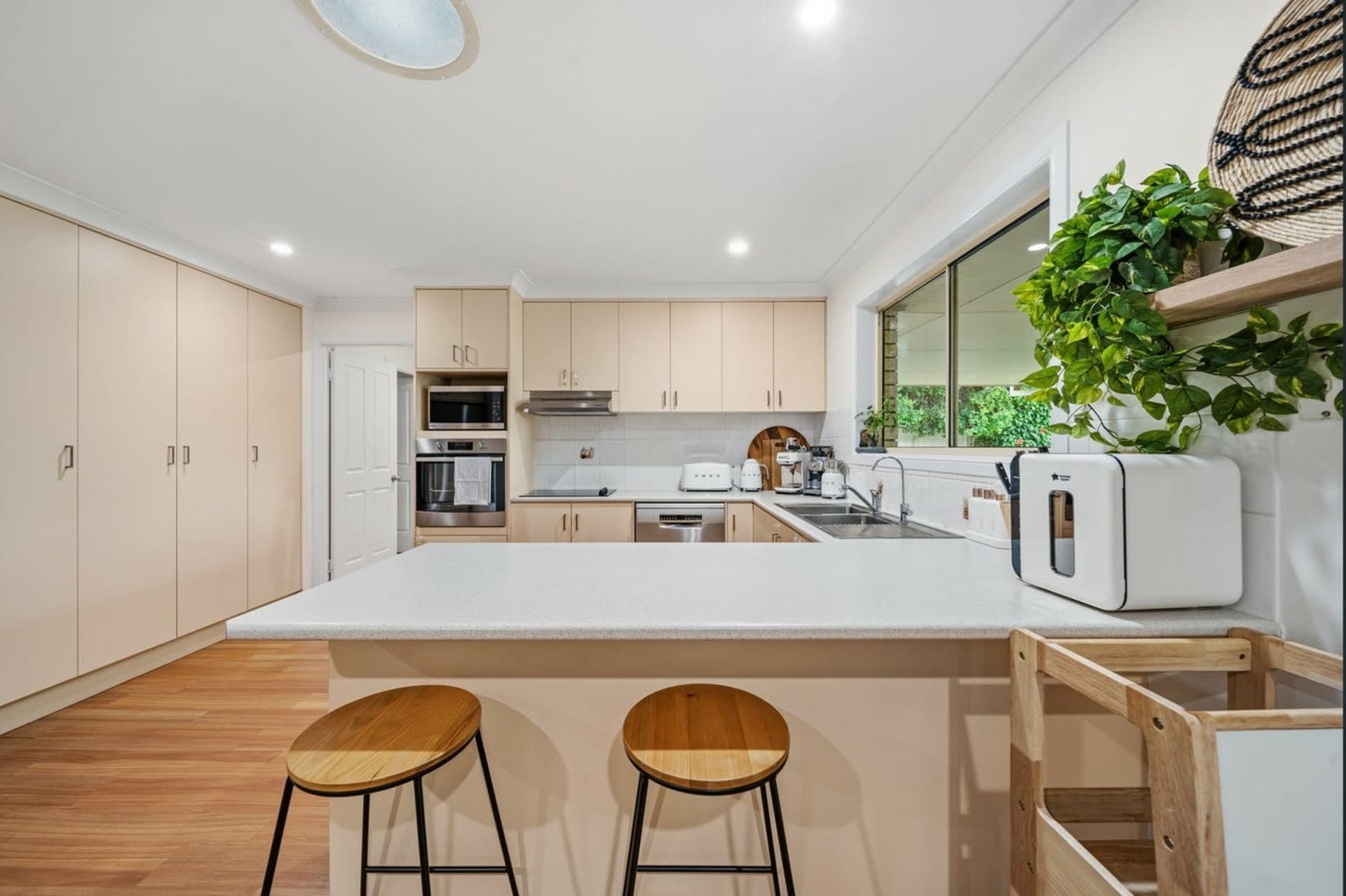 6 Dodd Drive Emerald QLD, Emerald - Thumbnail 4