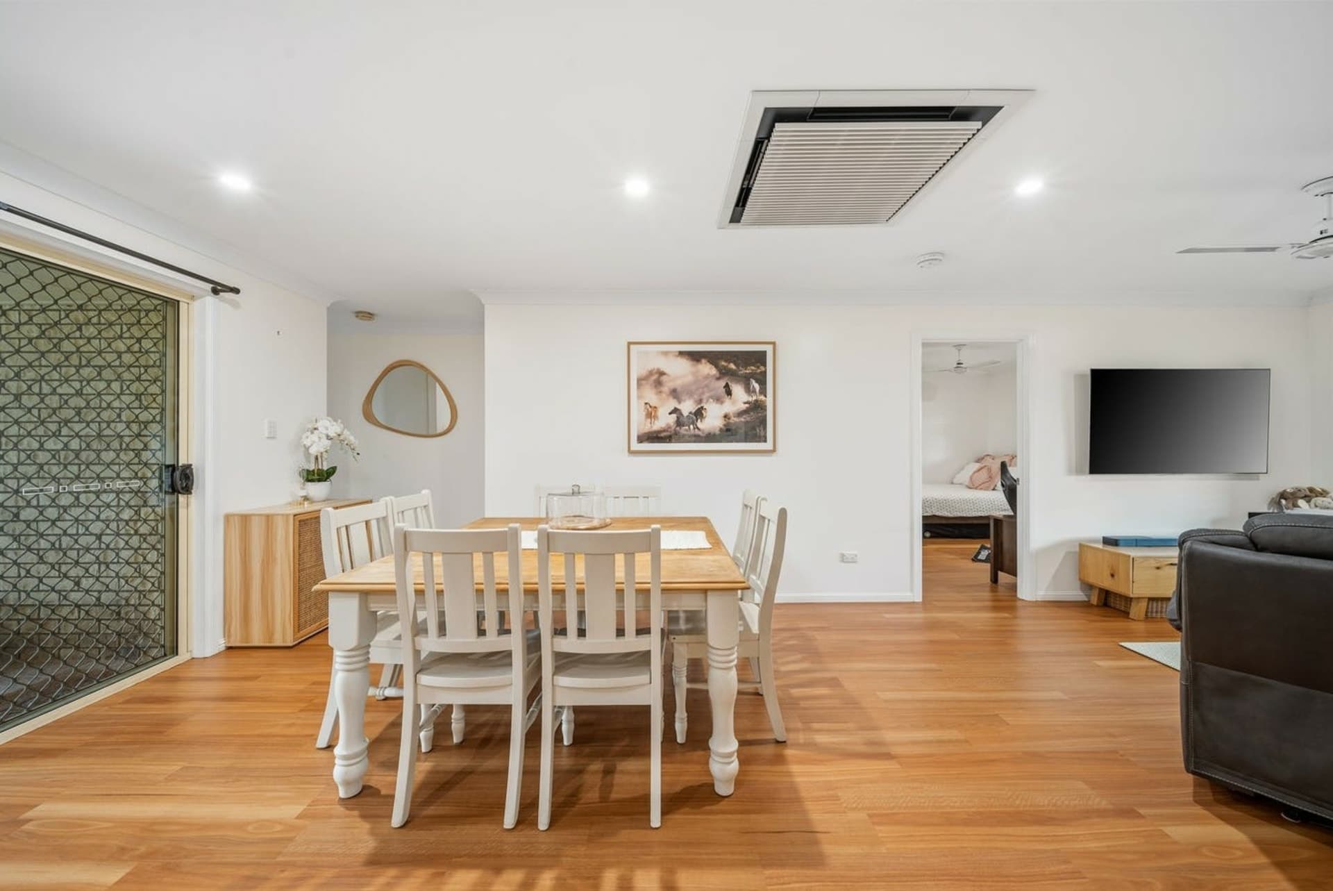 6 Dodd Drive Emerald QLD, Emerald - Thumbnail 5