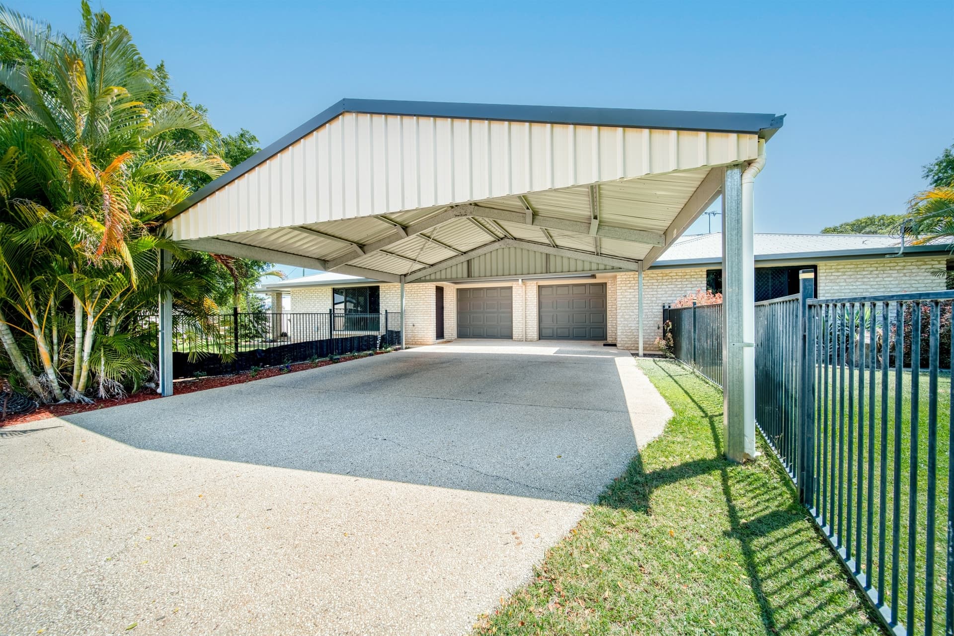 1/16 Joel Ernest Drive Emerald QLD, Emerald - Image 1