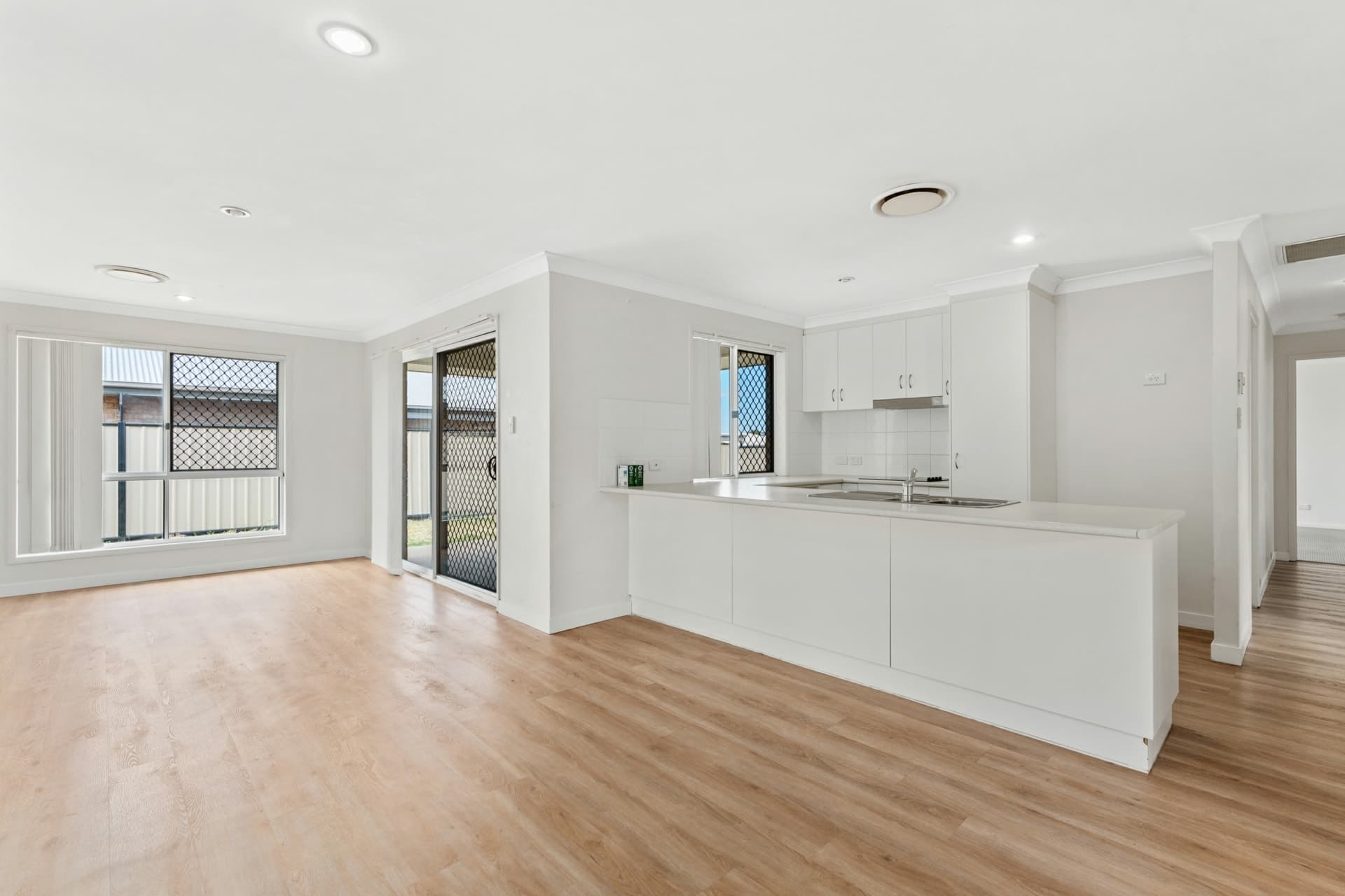 75 Mayfair Drive Emerald QLD, Emerald - Thumbnail 5