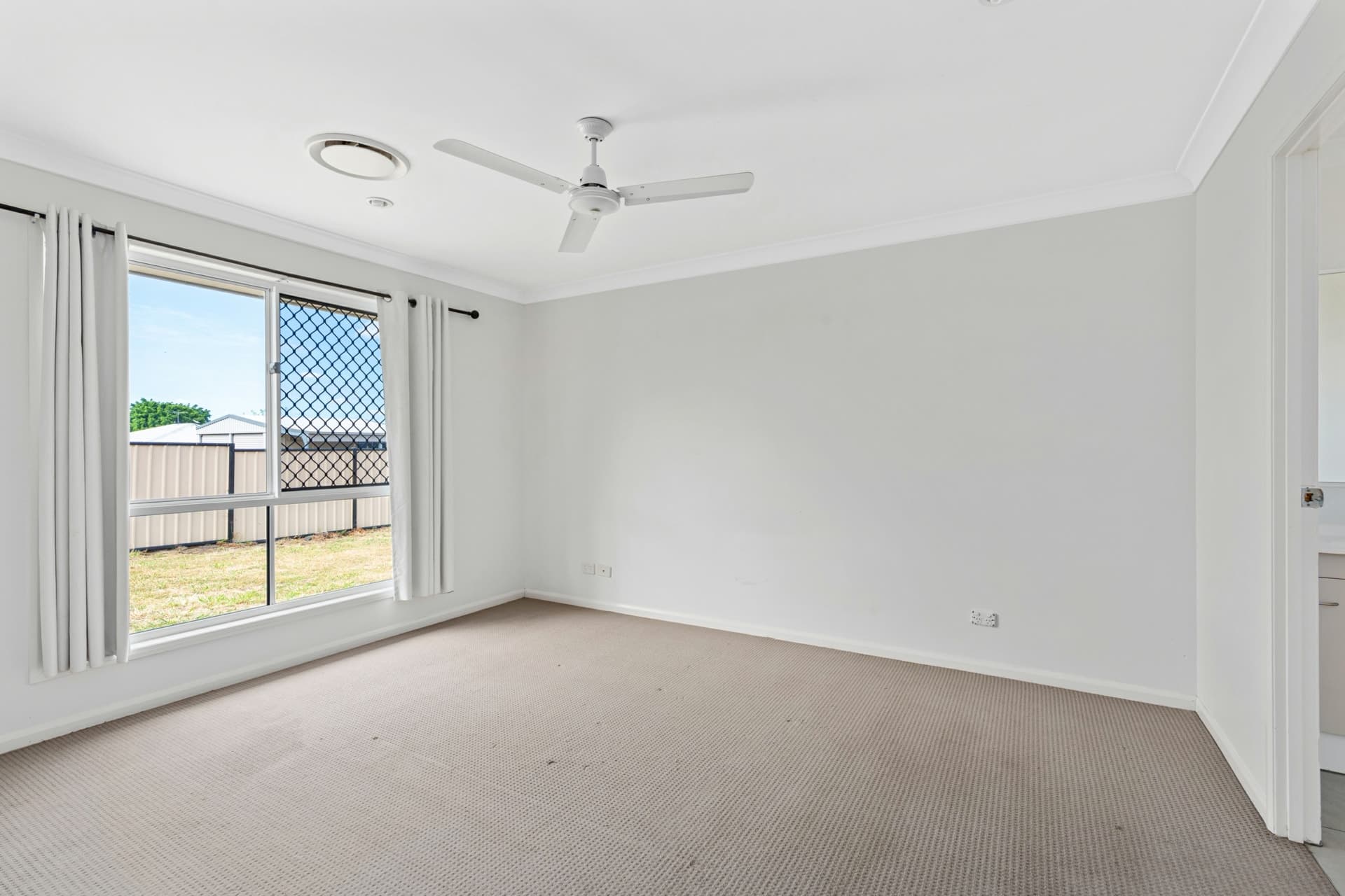 75 Mayfair Drive Emerald QLD, Emerald - Thumbnail 7