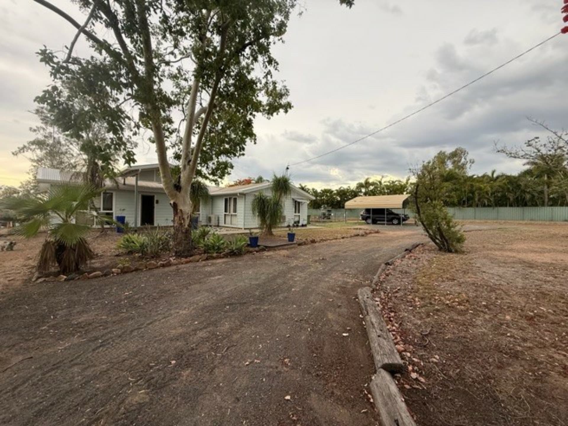 19 Crendon Street Emerald QLD, Emerald - Thumbnail 3
