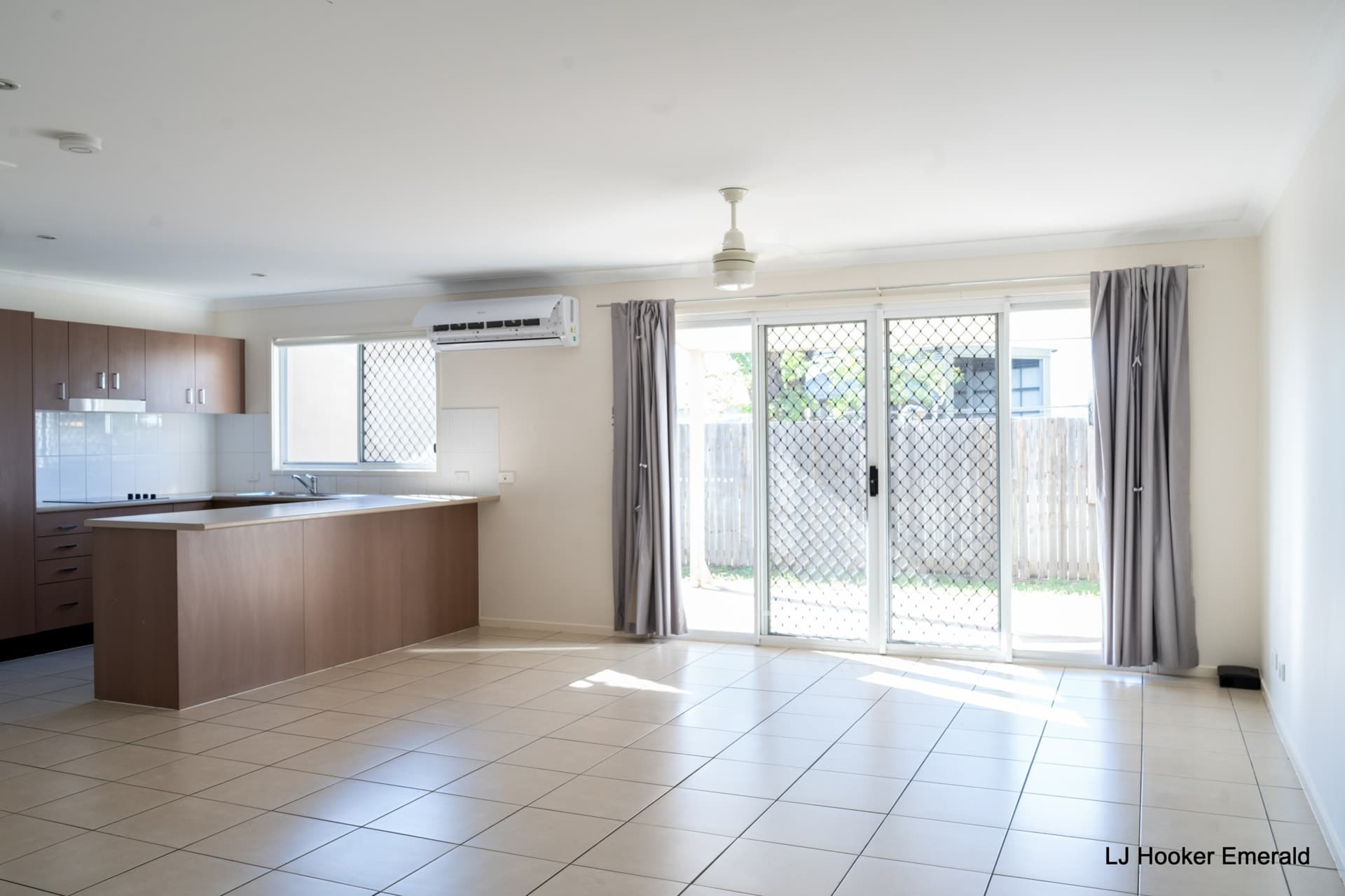 25/6 Sullivan Street Emerald QLD, Emerald - Thumbnail 3