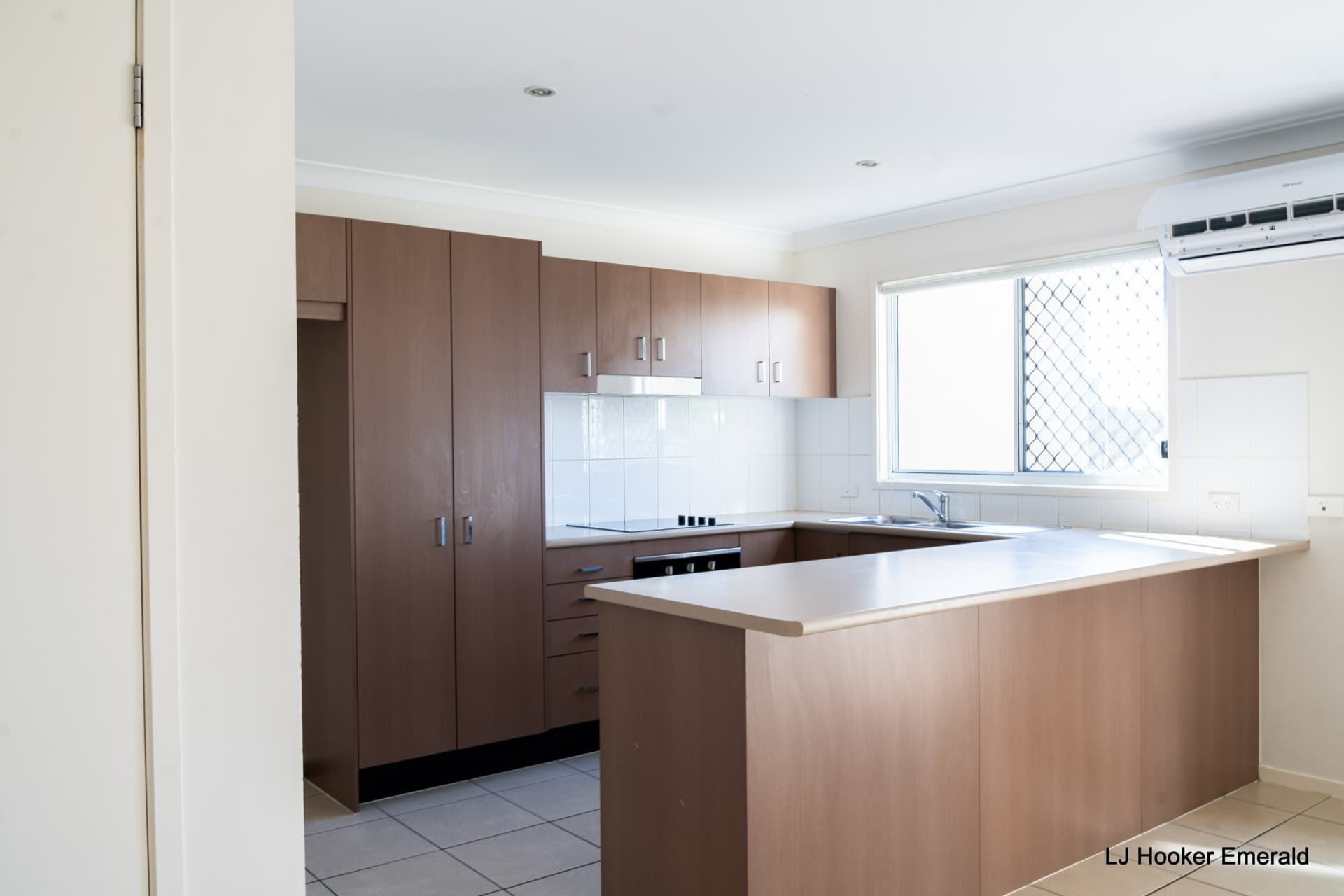 25/6 Sullivan Street Emerald QLD, Emerald - Thumbnail 4